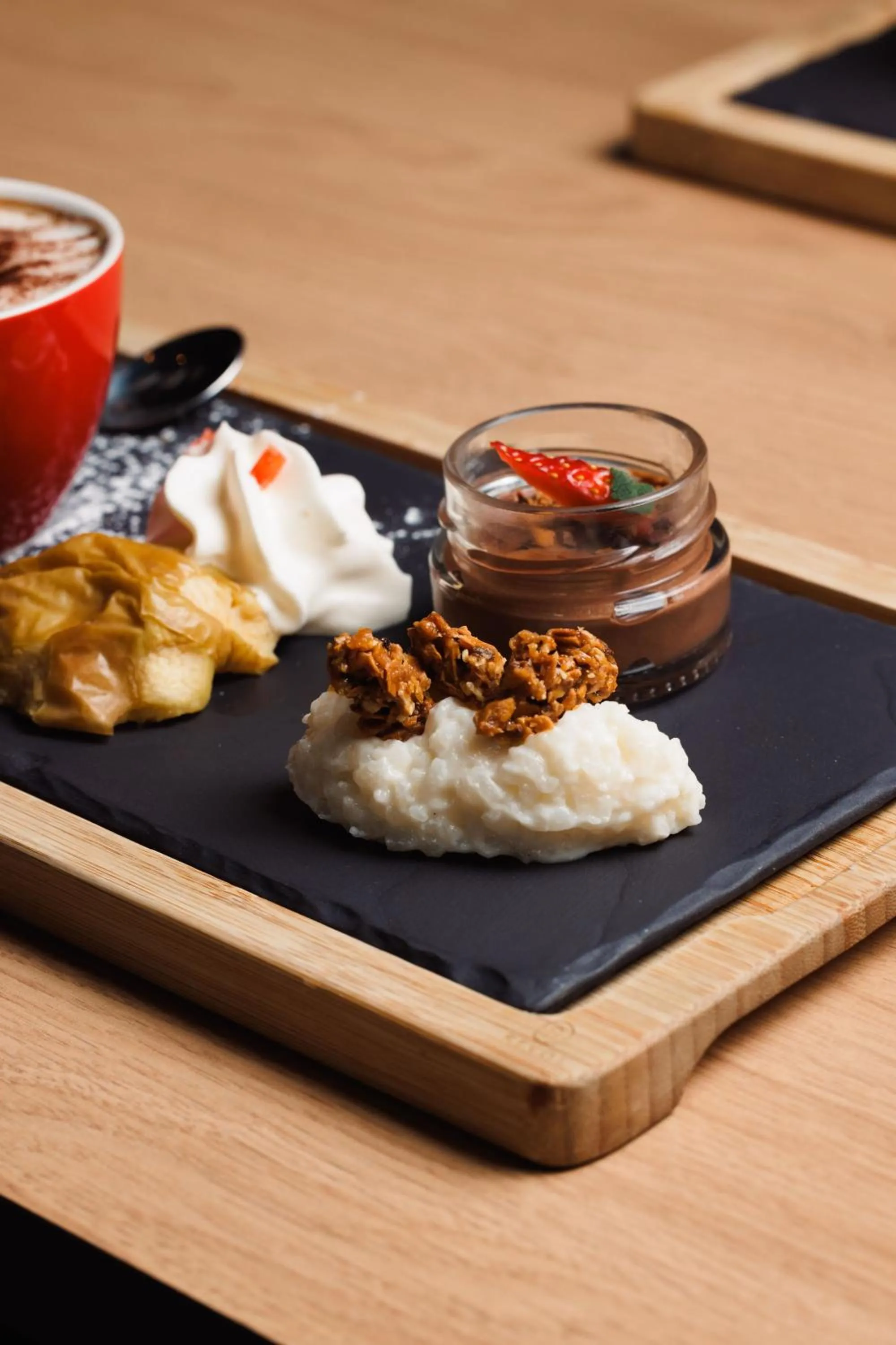 Restaurant/places to eat in ibis Valence Sud