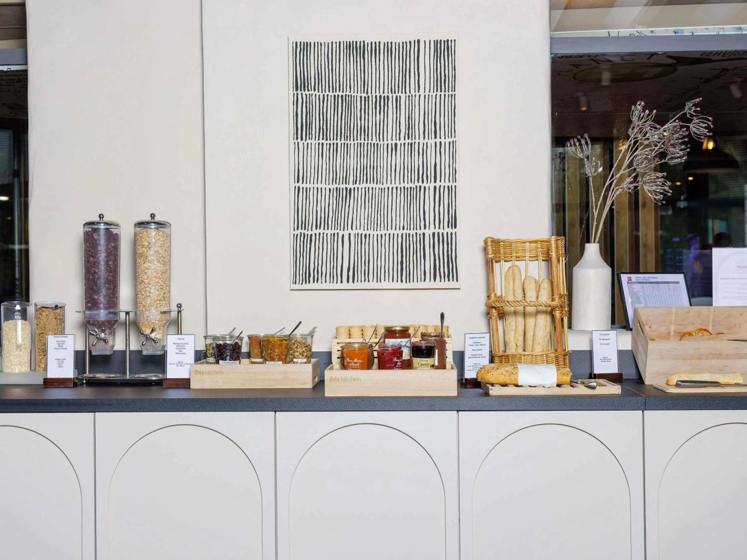 Breakfast in ibis Valence Sud