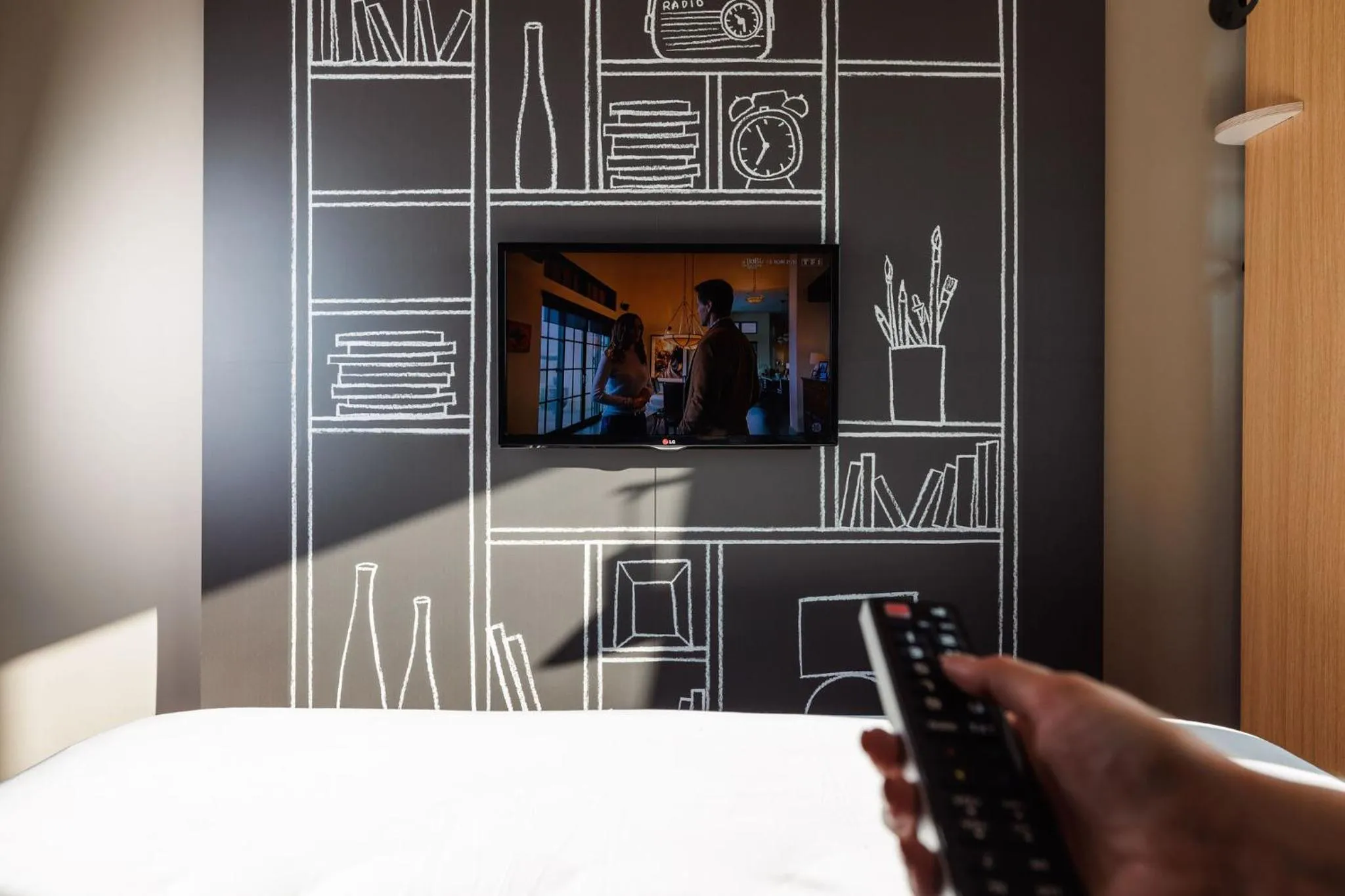 TV and multimedia, Bed in ibis Valence Sud