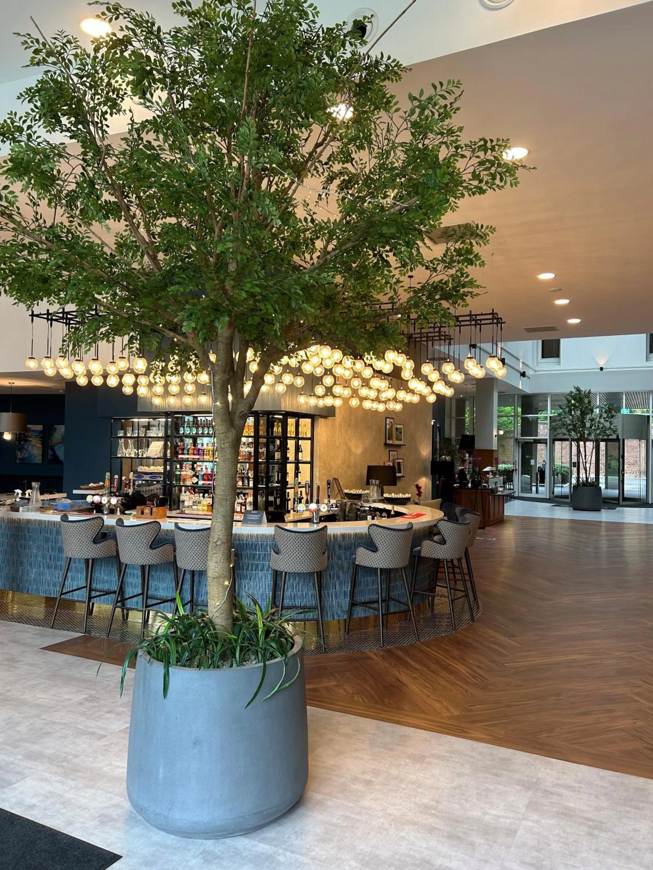 Lounge or bar in Radisson Blu Hotel, Durham