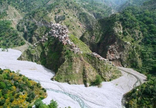 Nearby landmark in B&B Casa Laganà