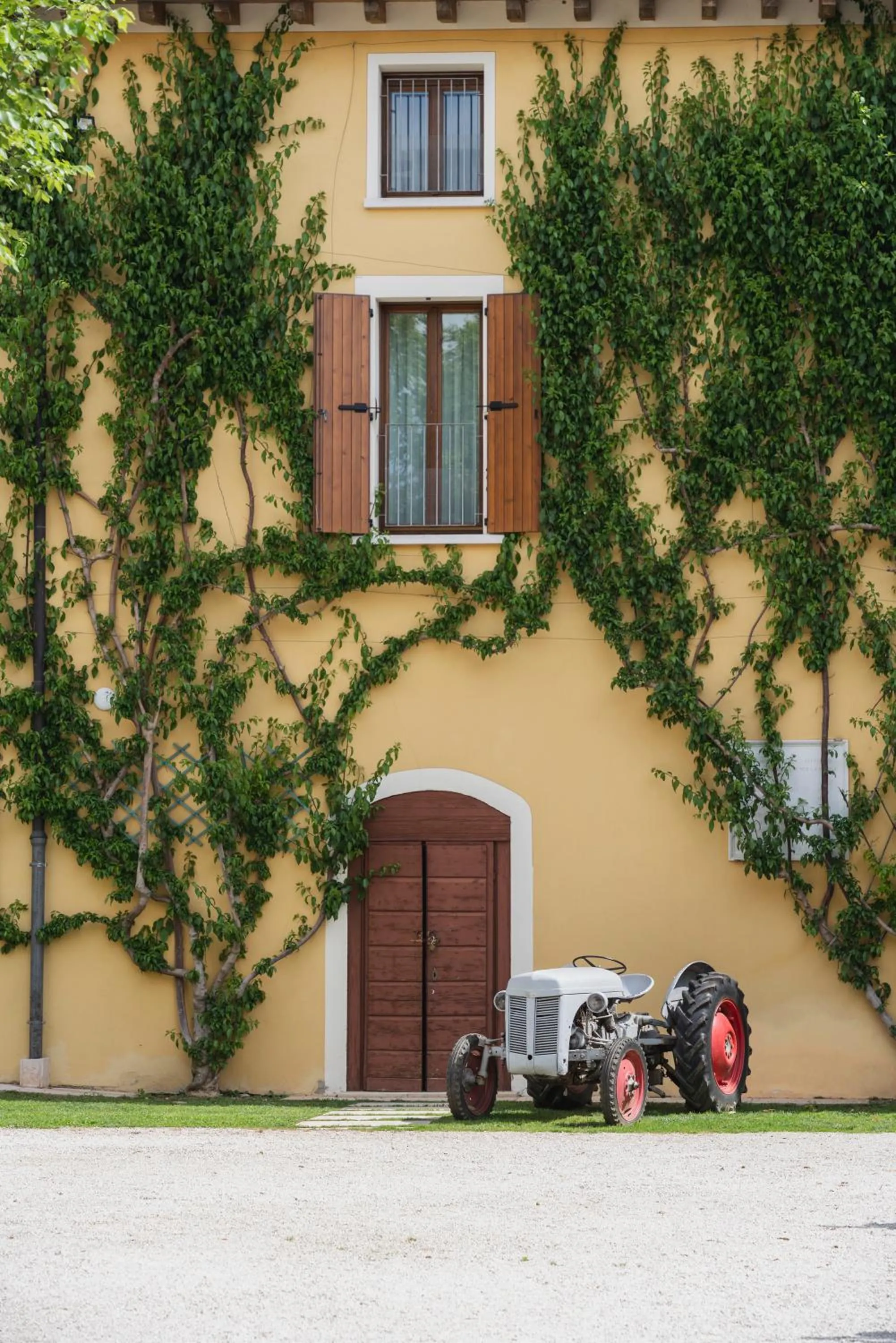 Decorative detail in Agriturismo La Filanda
