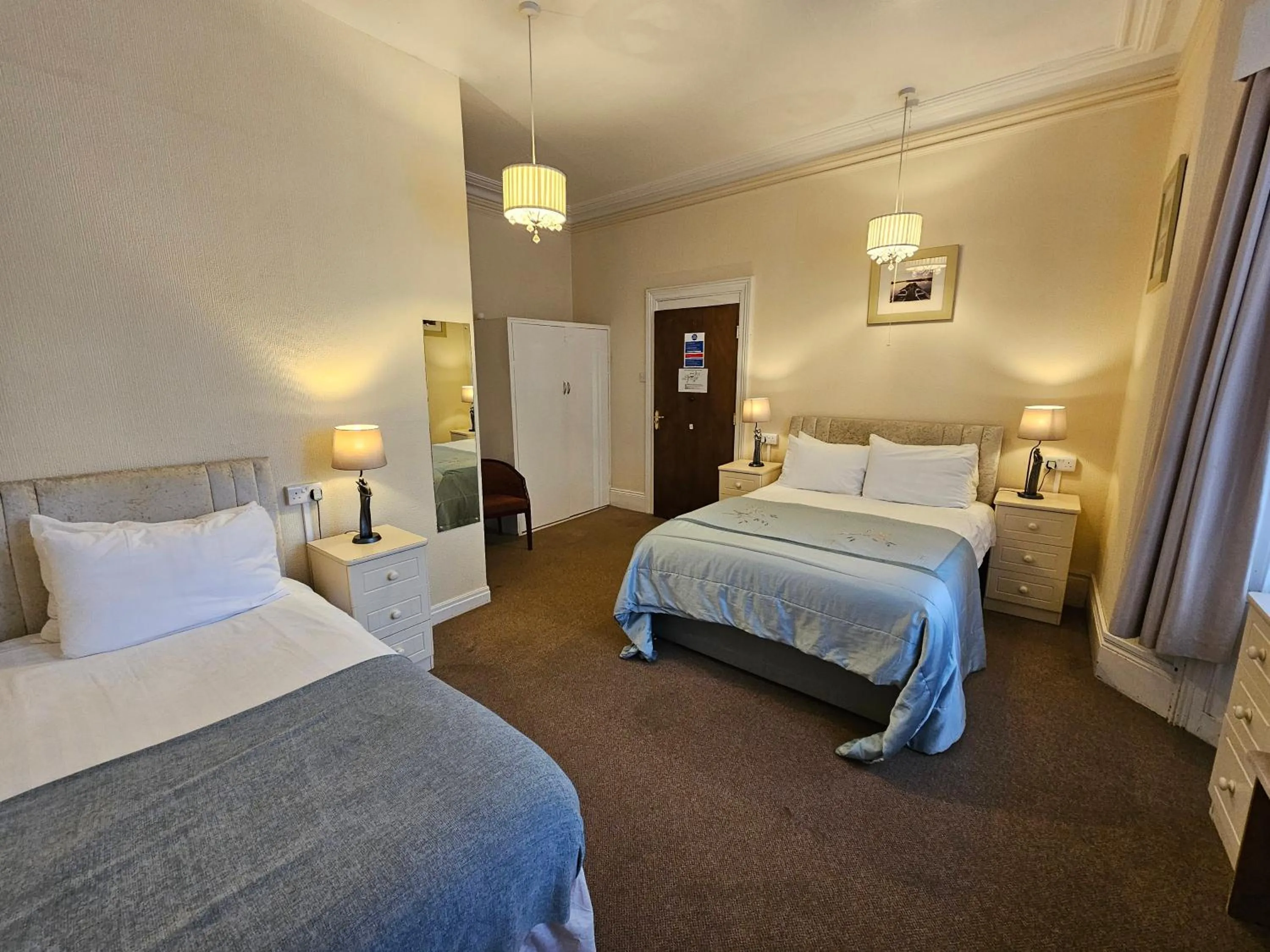 Bedroom, Bed in Rivelyn Hotel Bar & Restaurant