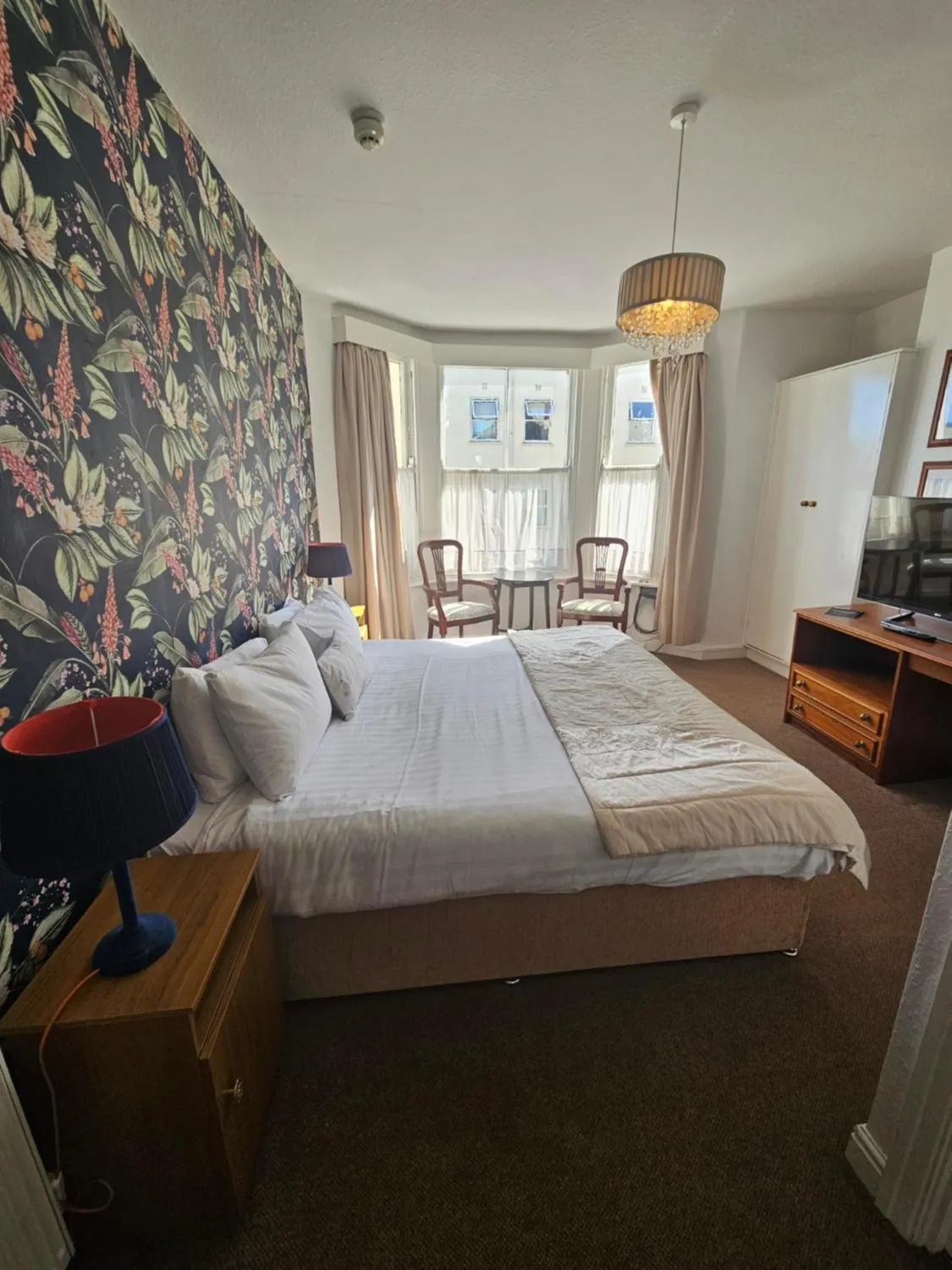 Bedroom, Bed in Rivelyn Hotel Bar & Restaurant