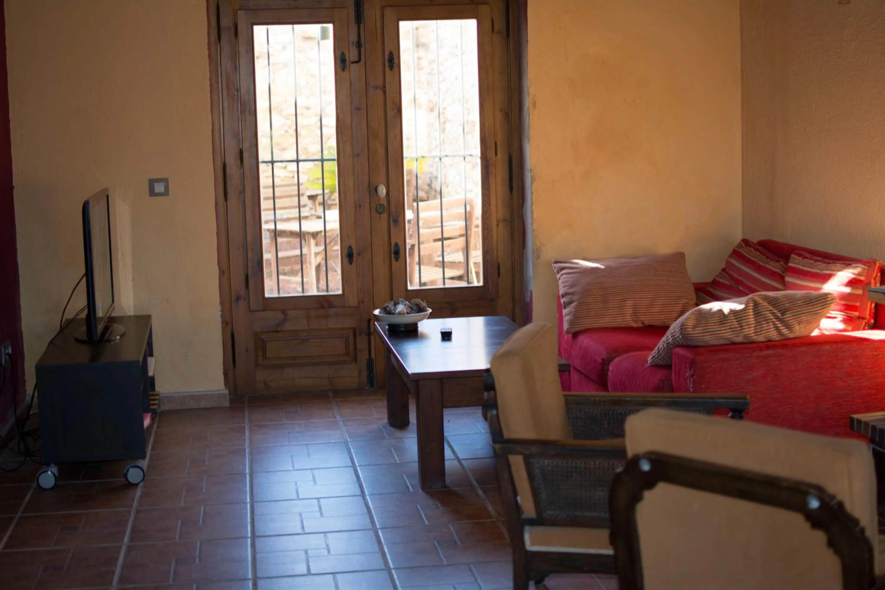 Communal lounge/ TV room, Bed in Mas Taniet Hotel Rural