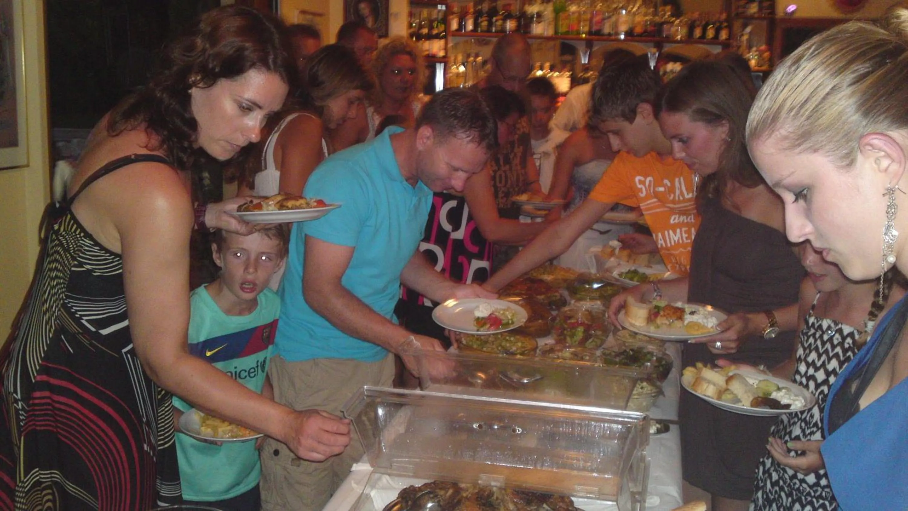 Restaurant/places to eat in Maria Lambis