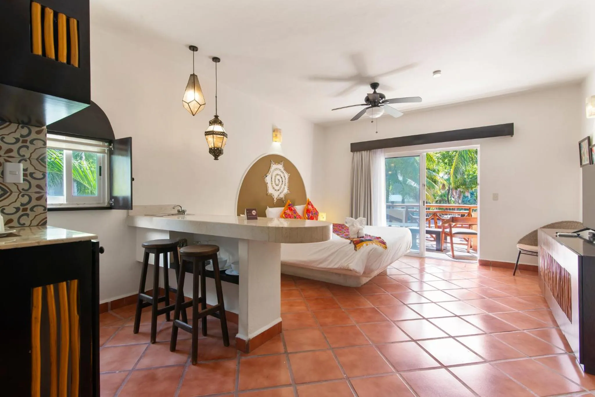 Photo of the whole room, Bed in Hotel Riviera Del Sol