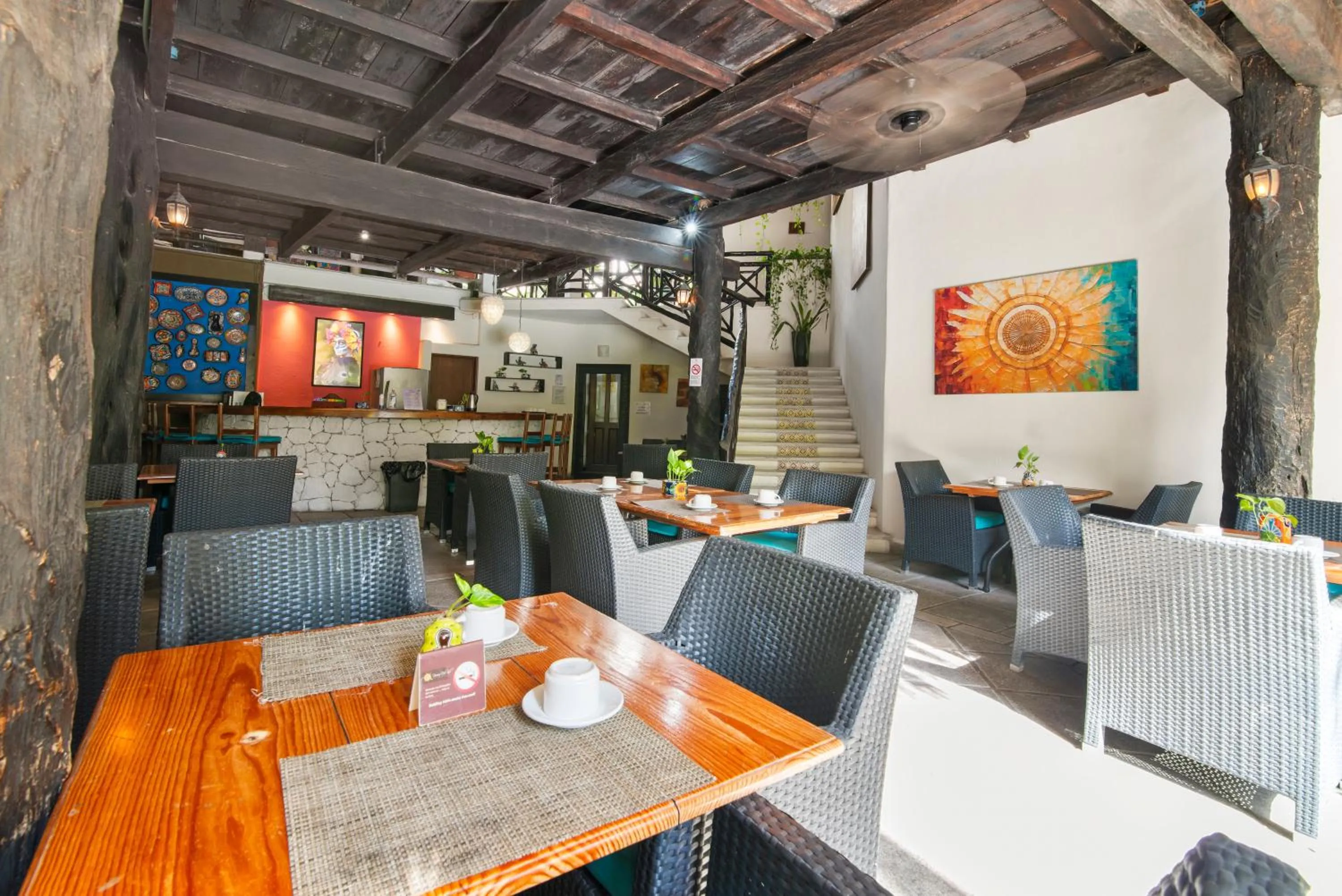 Restaurant/places to eat in Hotel Riviera Del Sol