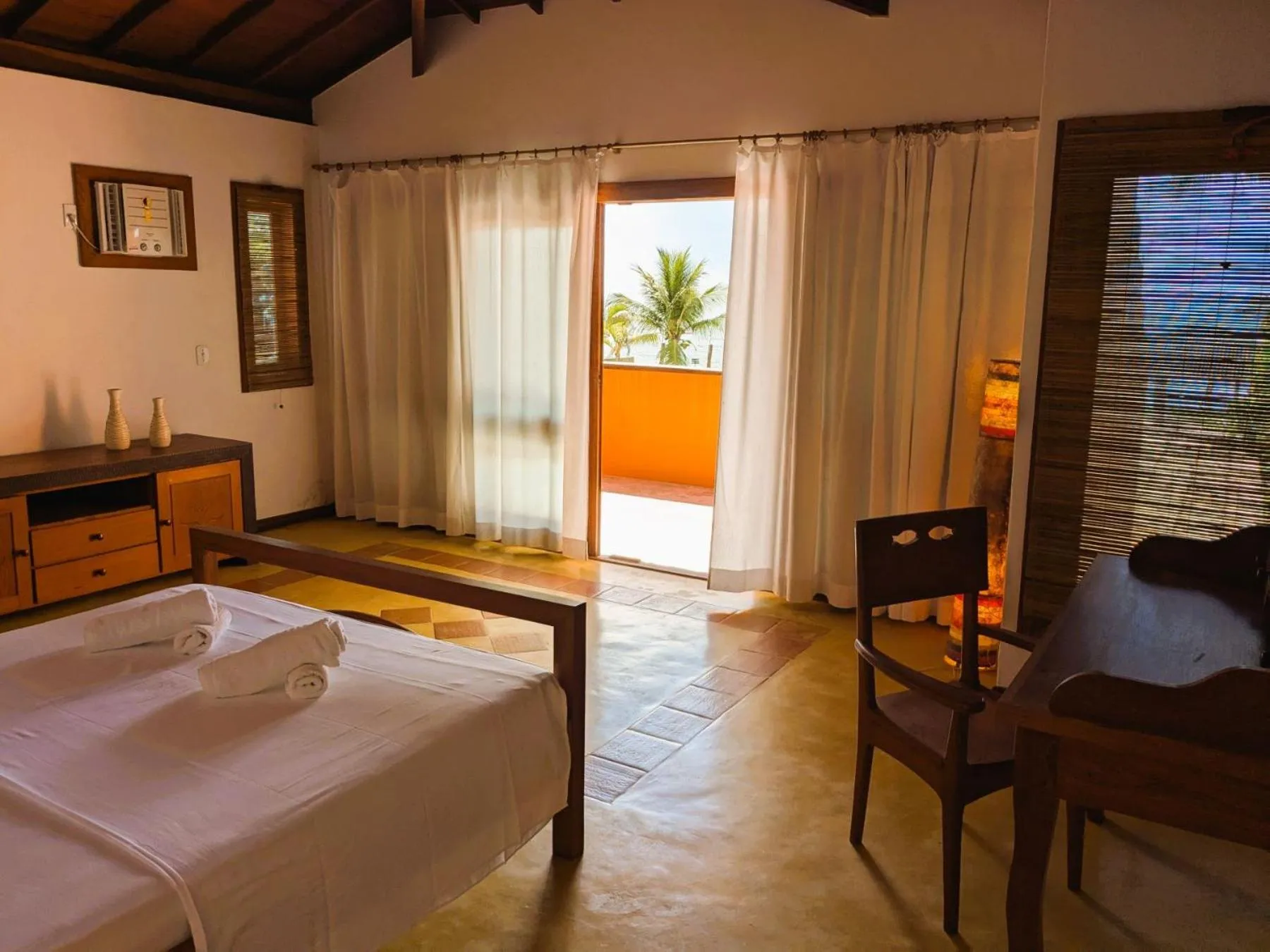 View (from property/room), Bed in Residence Maria Vittoria Praia Arraial