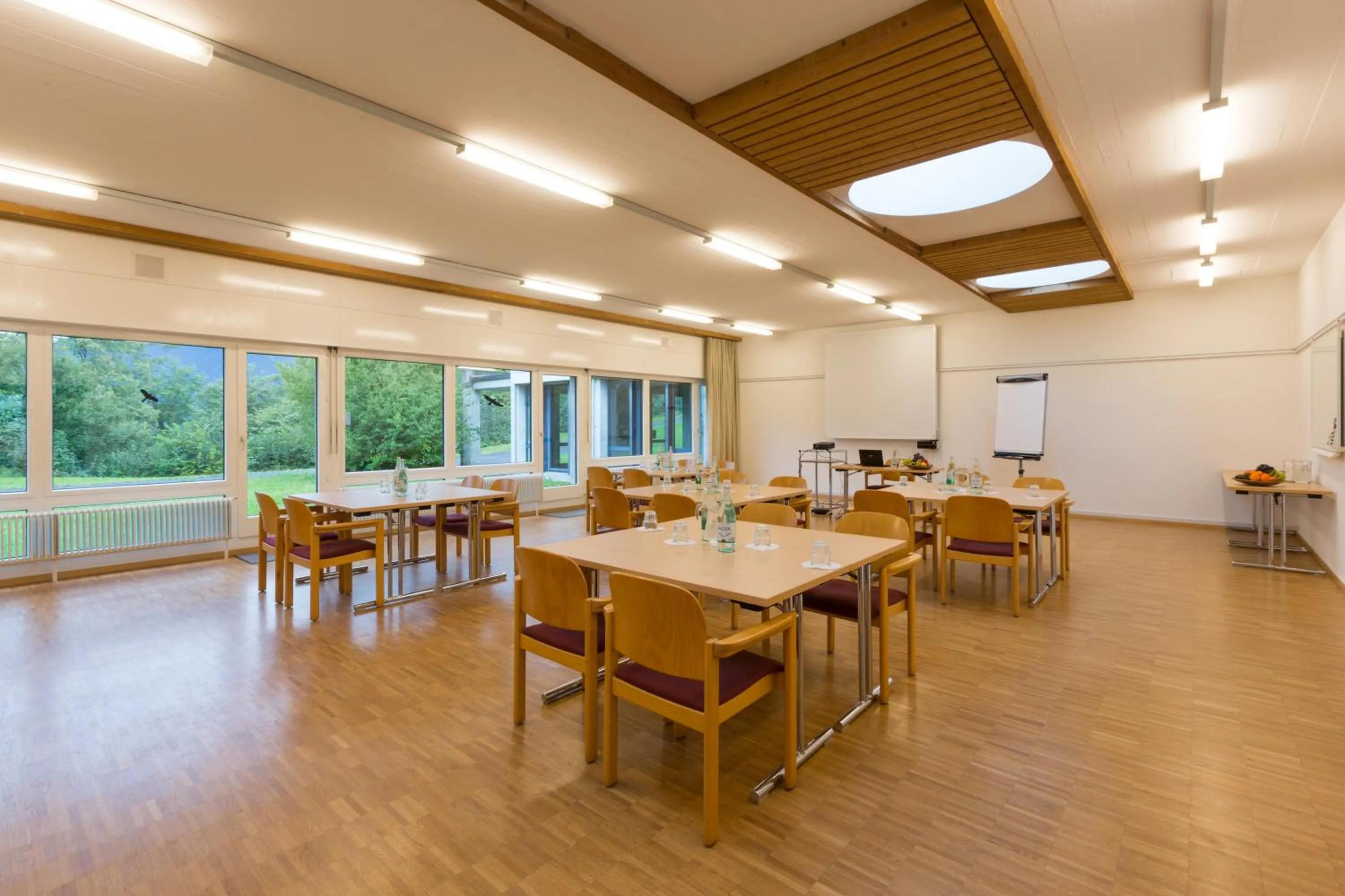 Meeting/conference room in B&B Hotel Mattli Übernachtung Frühstück