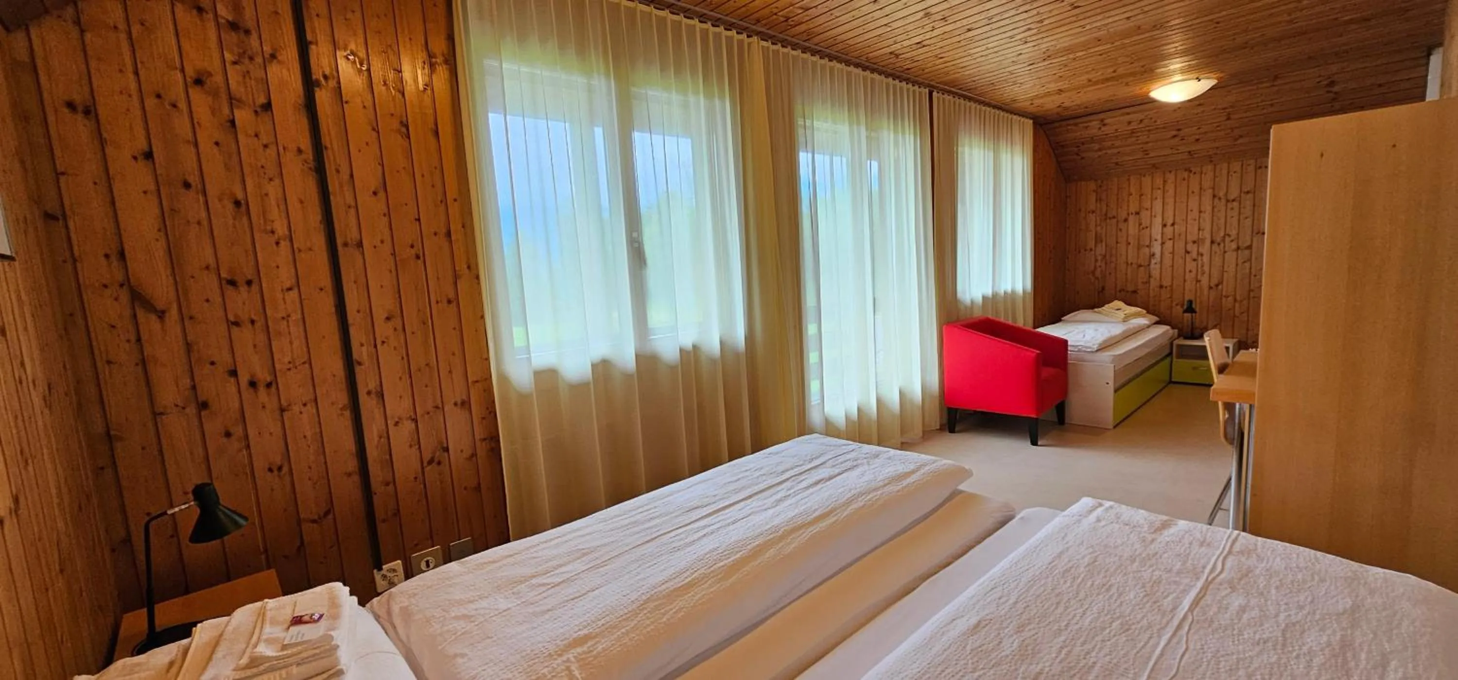 Triple Room in B&B Hotel Mattli Übernachtung Frühstück