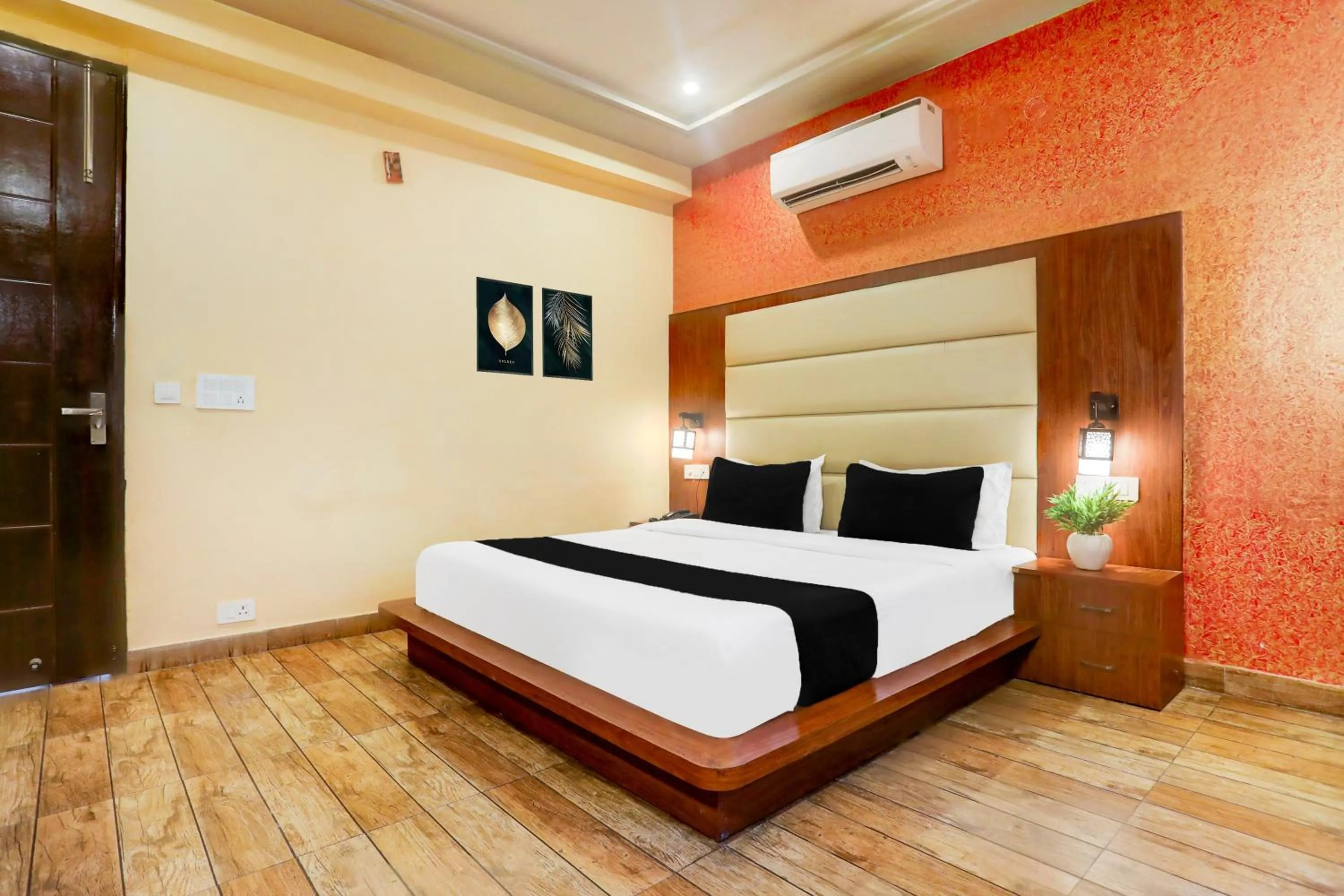 Bedroom, Bed in Super Townhouse Oak Pacify Hills