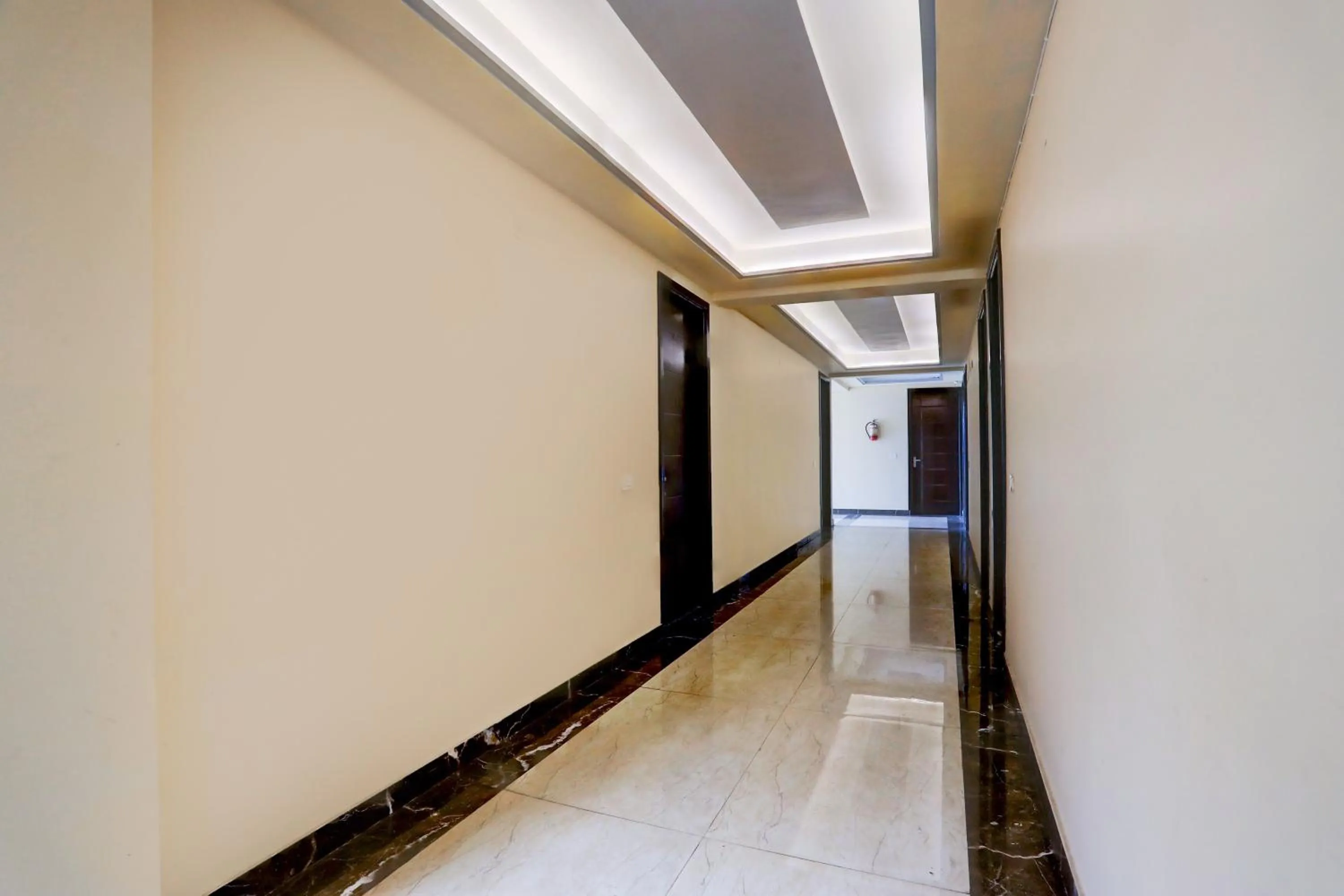 Lobby or reception in Super Townhouse Oak Pacify Hills