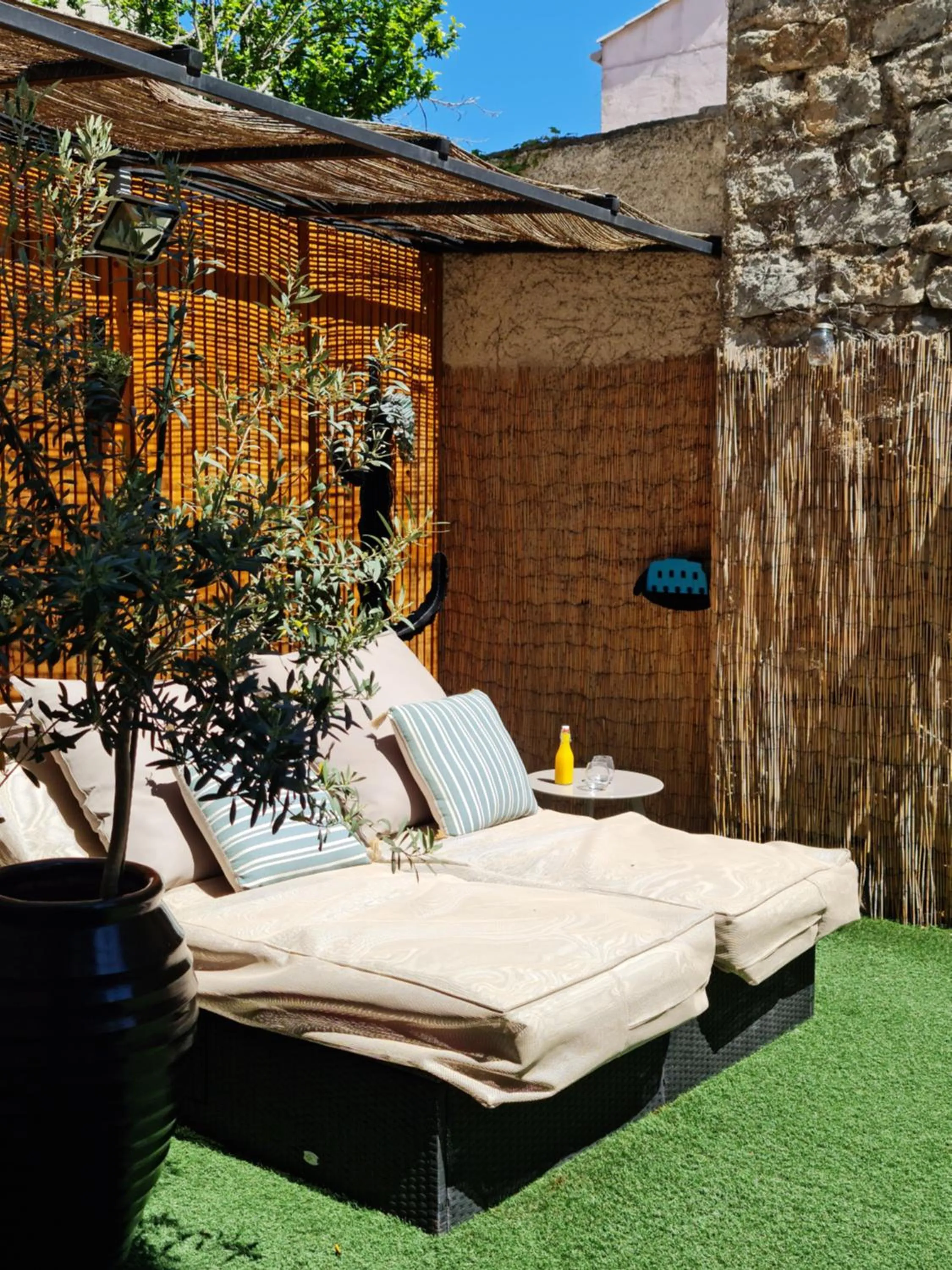 Garden in Hôtel Le C - Boutique Hôtel