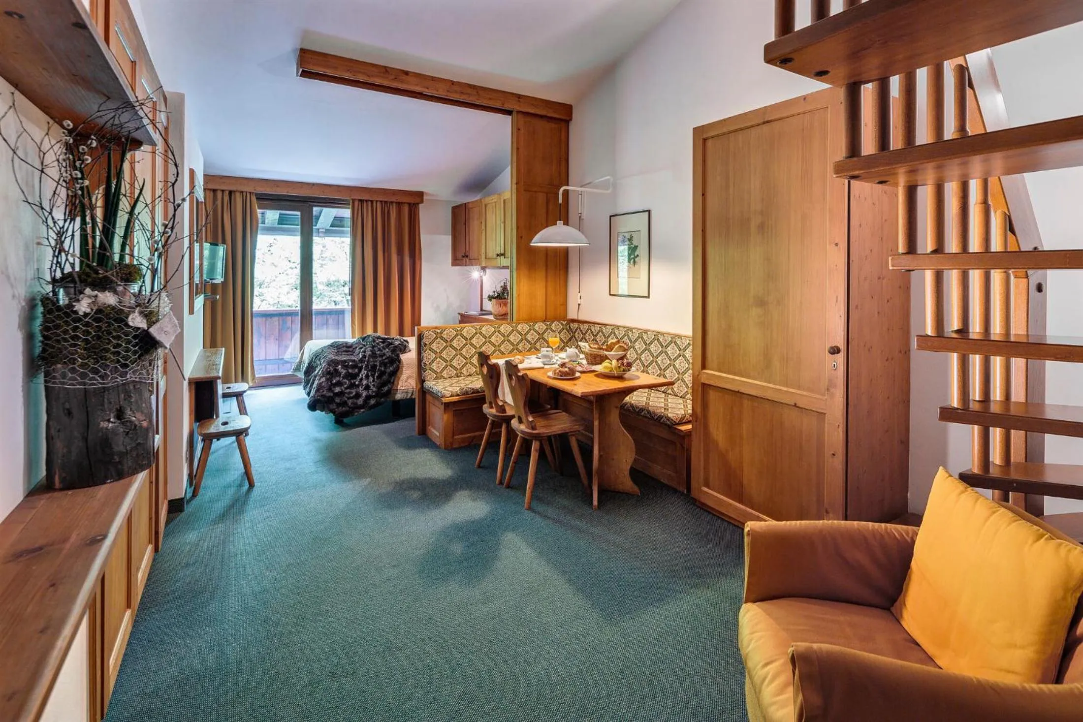 Photo of the whole room in Hotel Cristallino d'Ampezzo