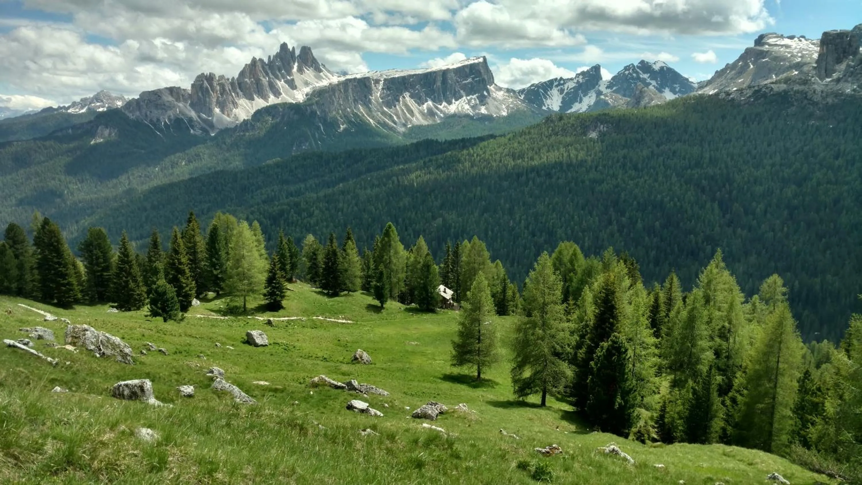 Hiking in Hotel Cristallino d'Ampezzo