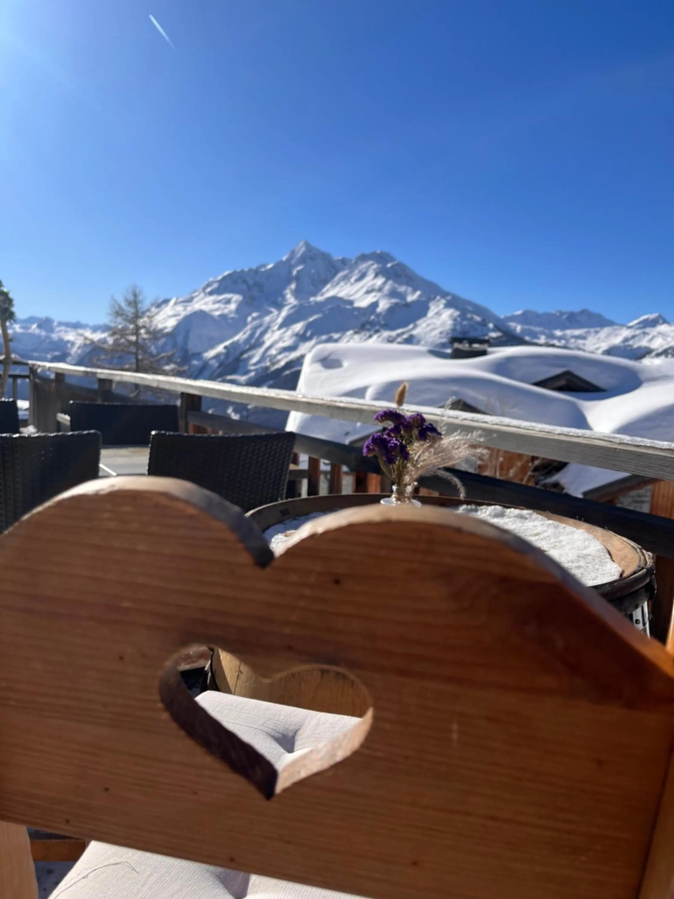 Natural landscape in Hôtel L'Accroche Coeur