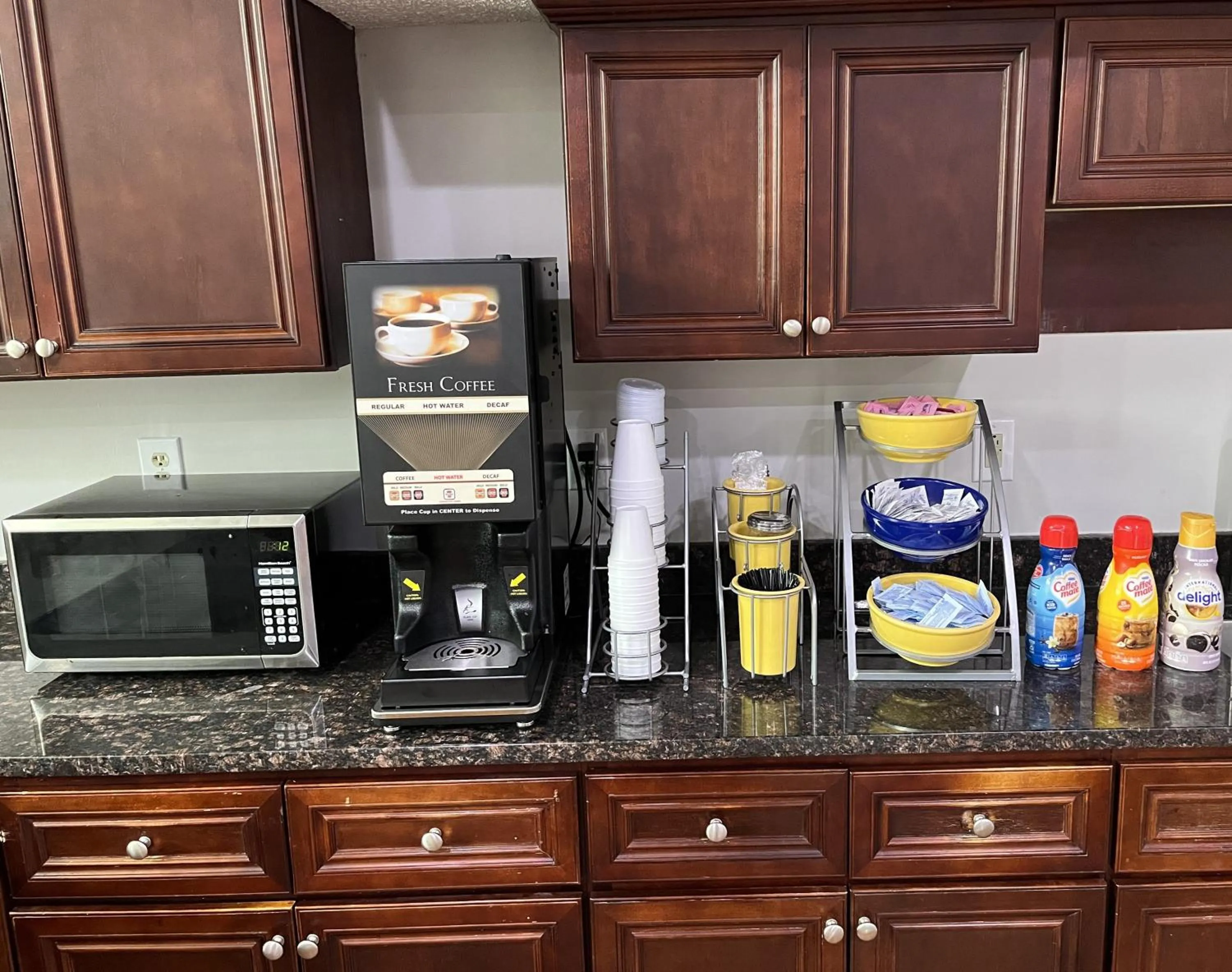 Breakfast in Red Roof Inn Rockingham