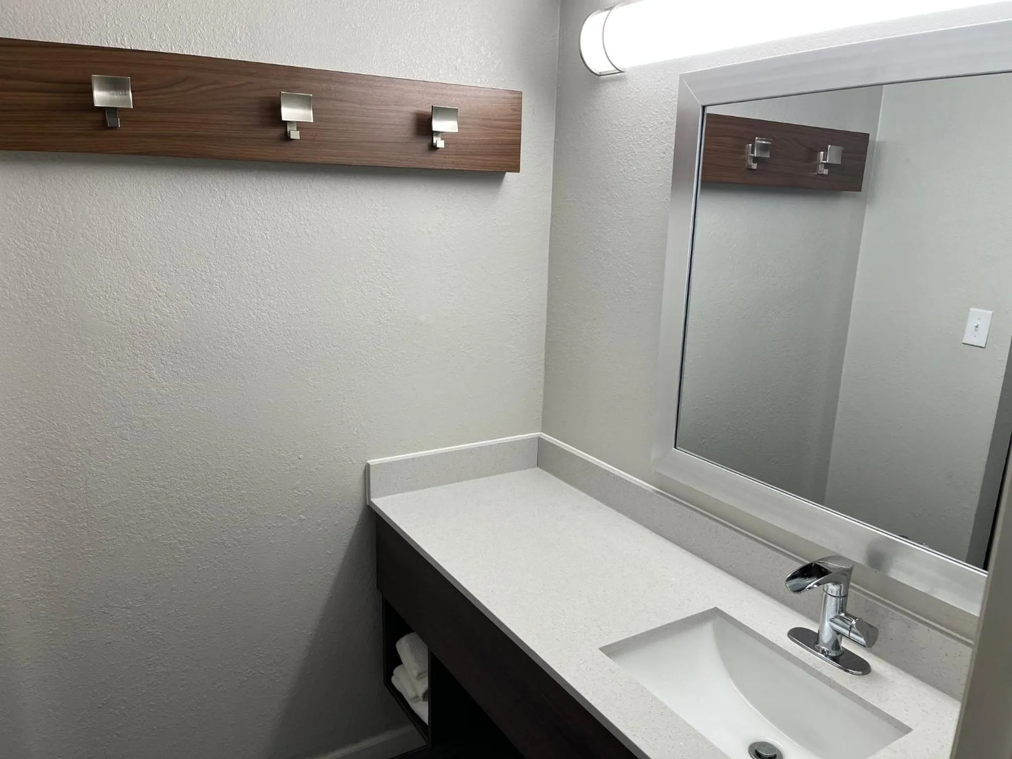 Bathroom in Red Roof Inn Rockingham