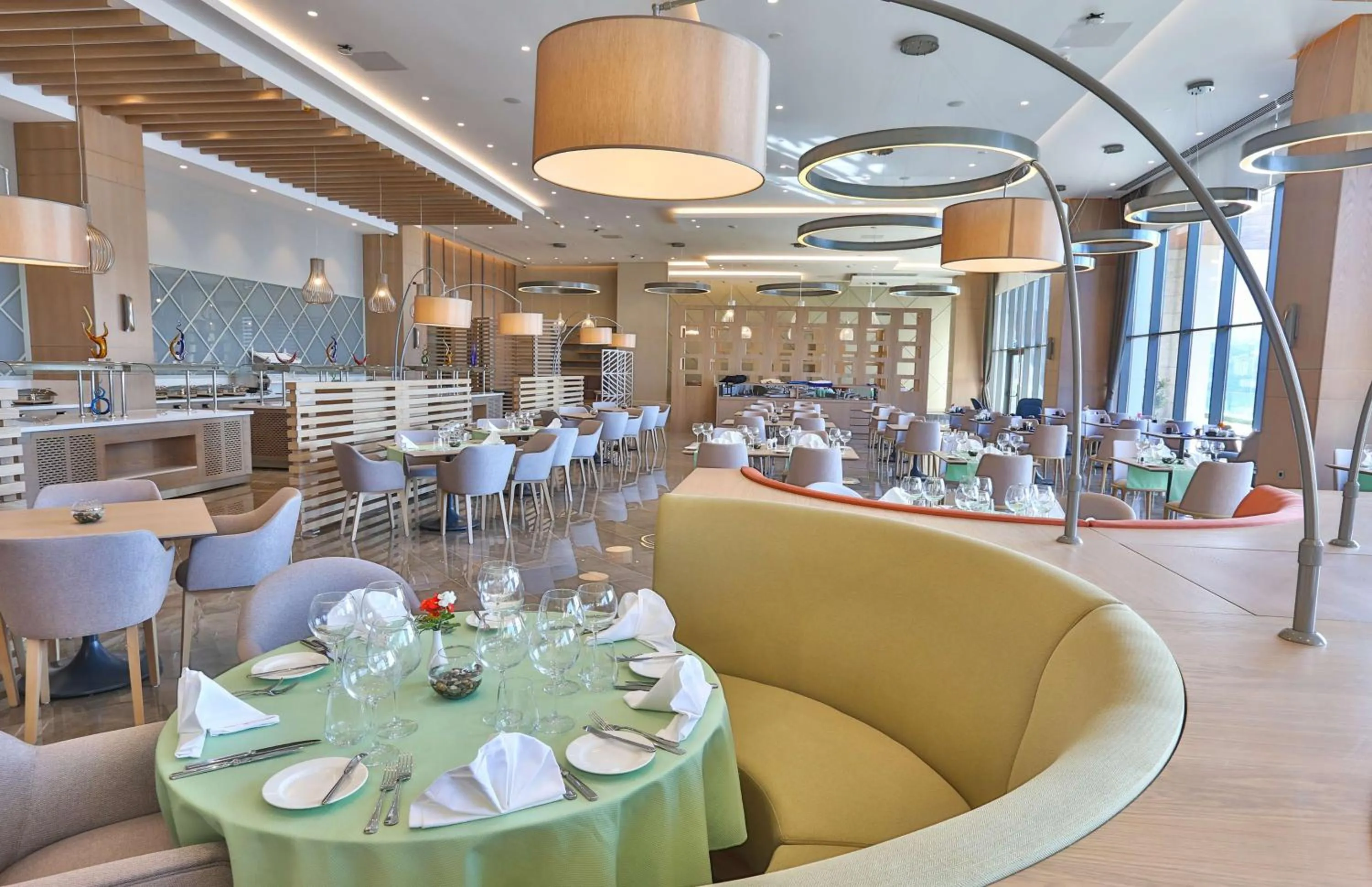 Restaurant/places to eat in Radisson Blu Hotel Trabzon