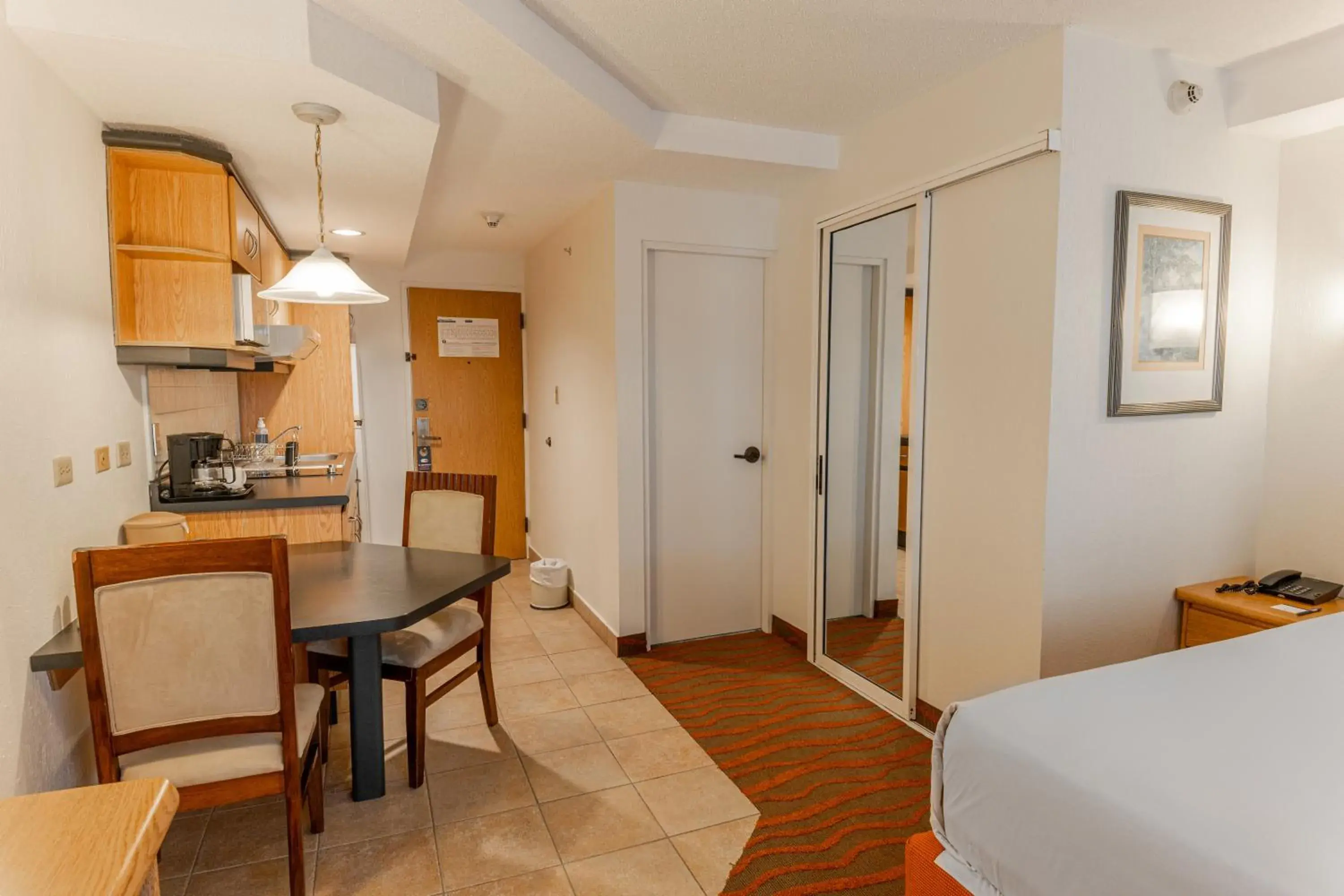 Superior Double Room in Irazú Hotel & Studios Superior Double Room in Irazú Hotel & Studios