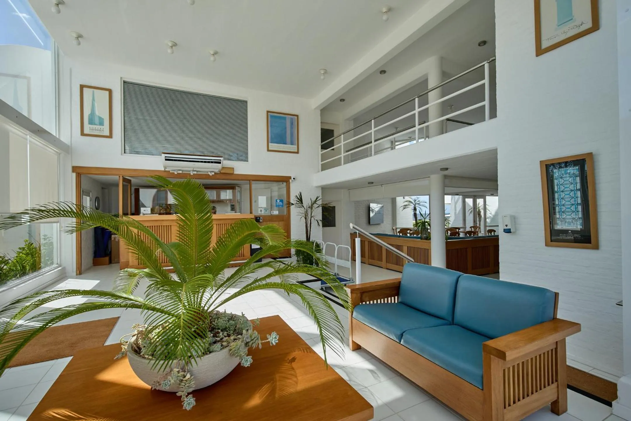 Property building in Hotel Las Olas Resort