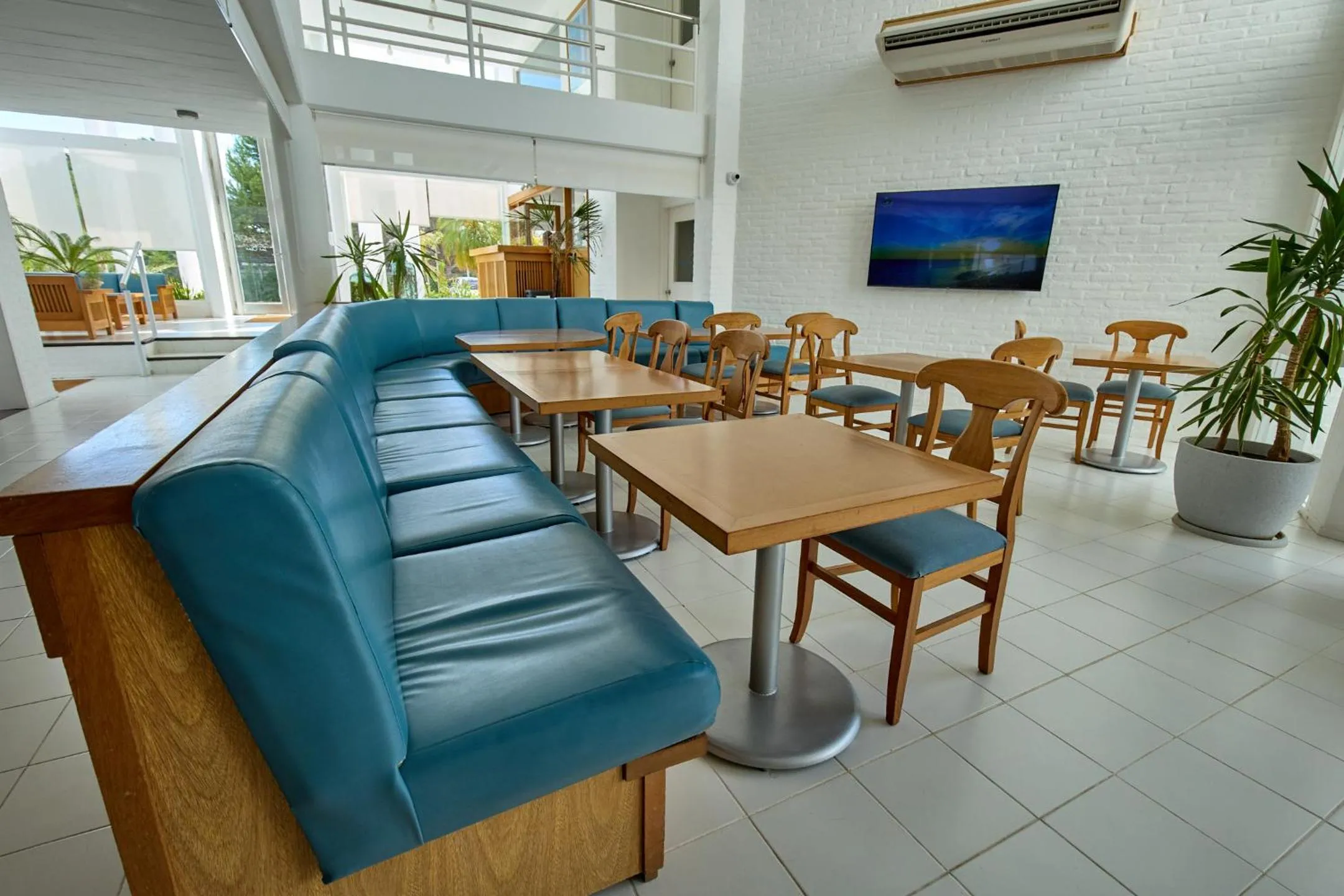 Living room in Hotel Las Olas Resort