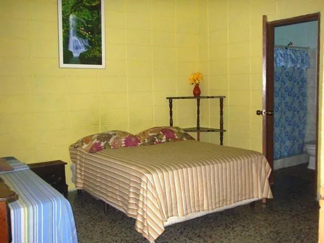 Bed in Guesthouse Dos Molinos B&B