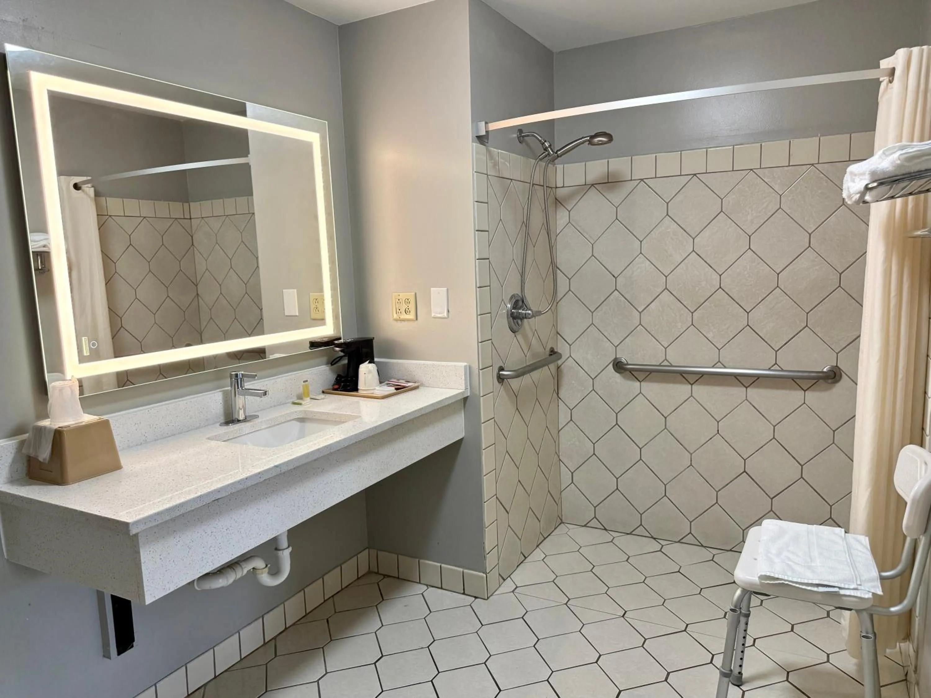 Super 8 by Wyndham Ft. Oglethorpe GA/Chatt TN Area