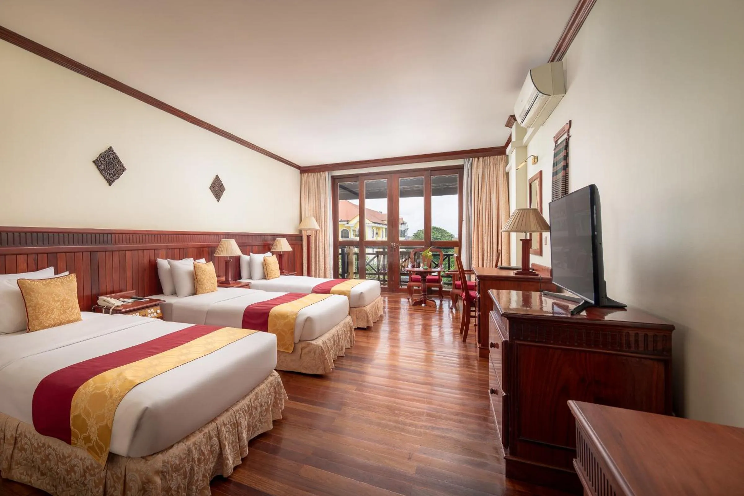 Guests, Bed in Angkor Paradise Hotel