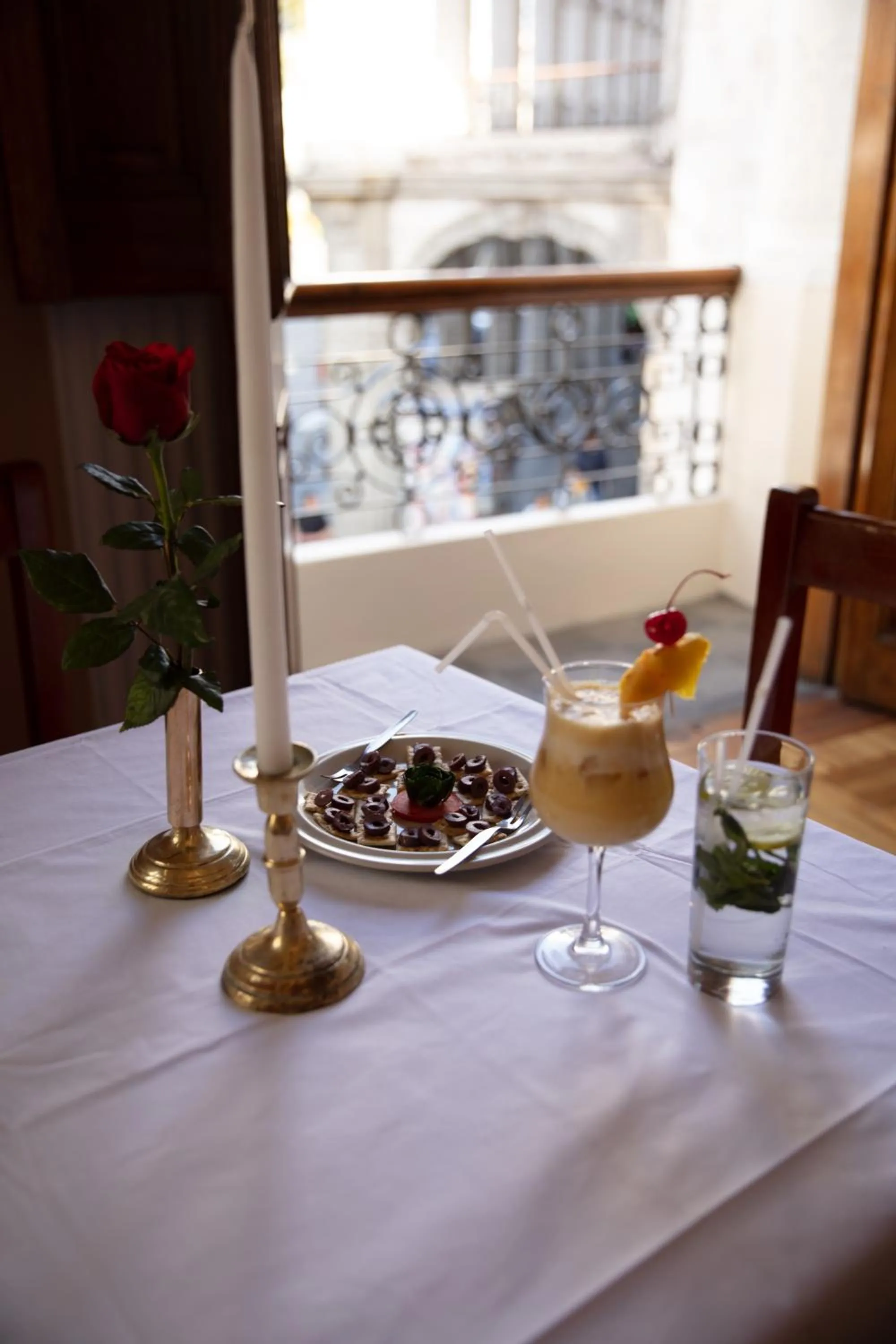 Food and drinks in Plaza Central