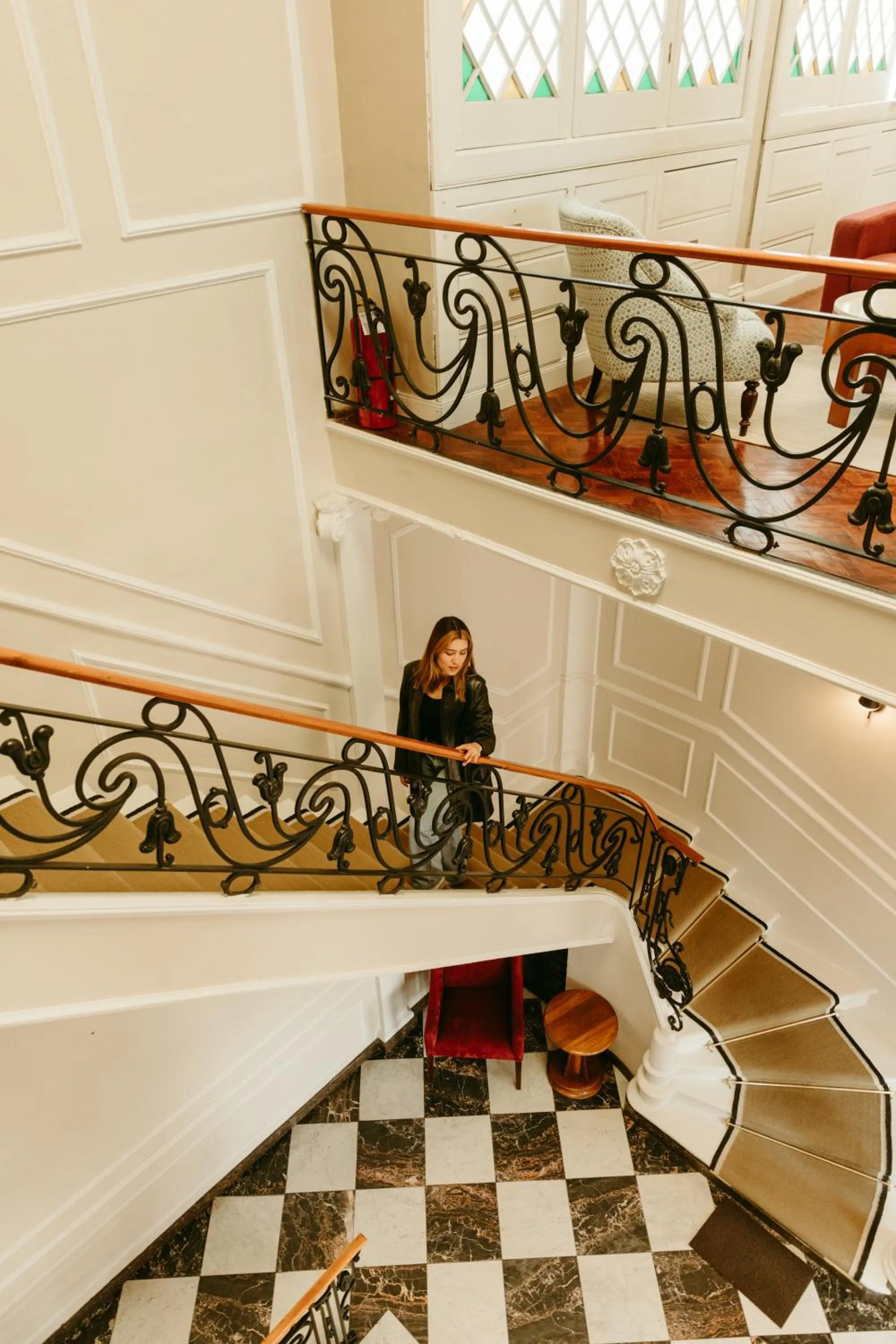 Property building in Plaza Central