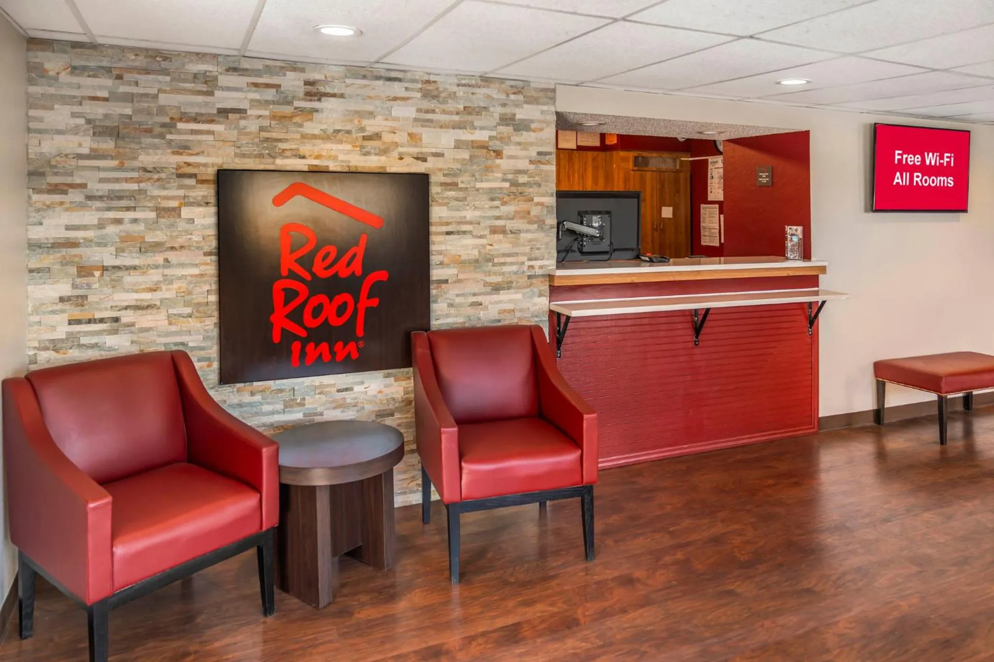Lobby or reception in Red Roof Inn Queensbury