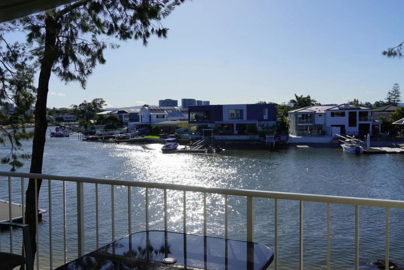 Pelican Cove Waterfront Apartment
