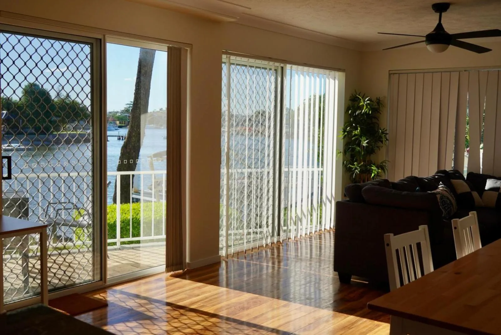 Day in Pelican Cove Waterfront Apartment