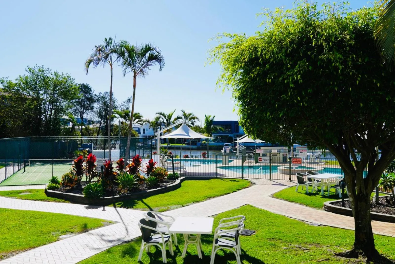 Garden in Pelican Cove Waterfront Apartment