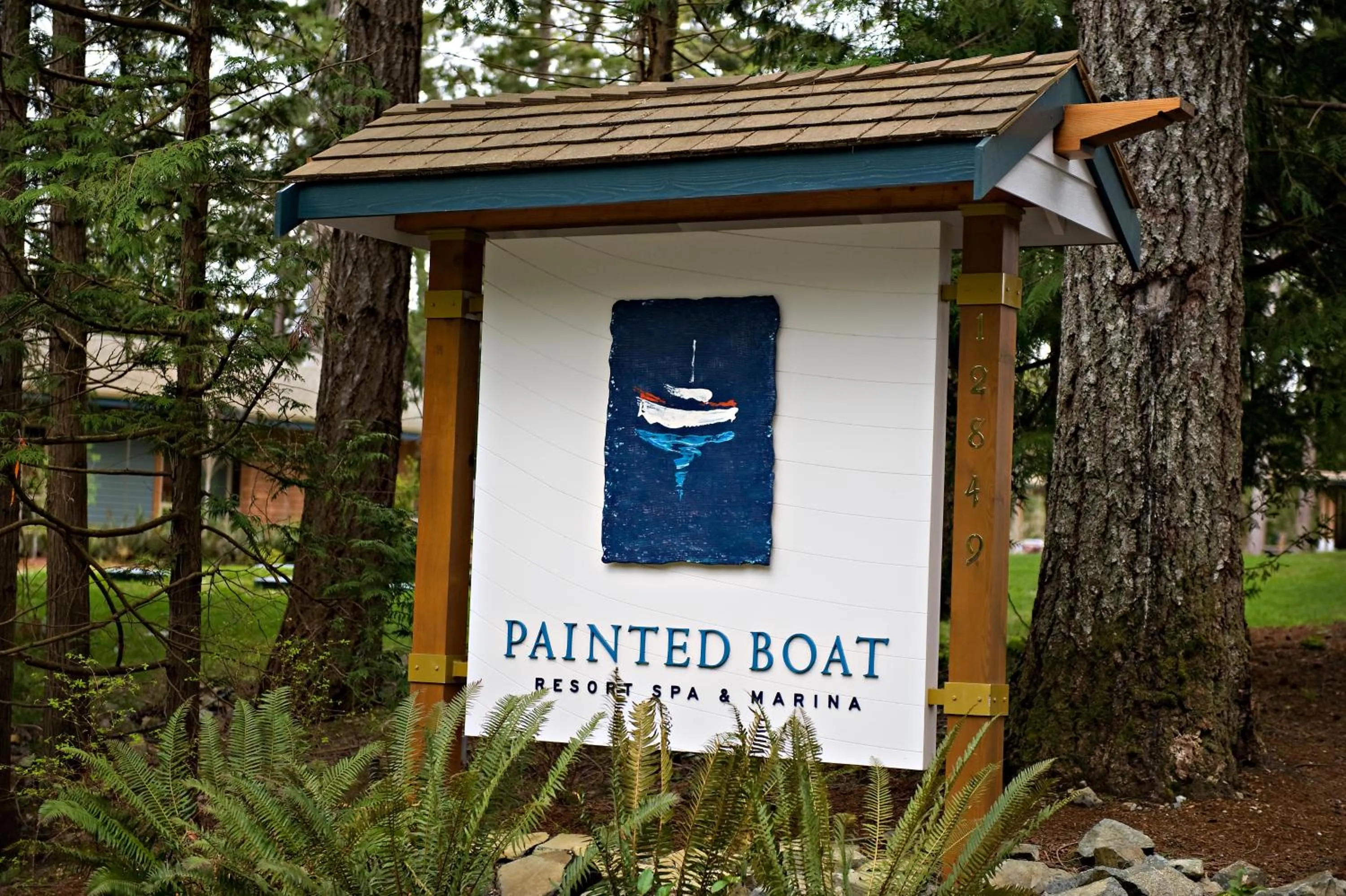 Facade/entrance in Painted Boat Resort Spa and Marina