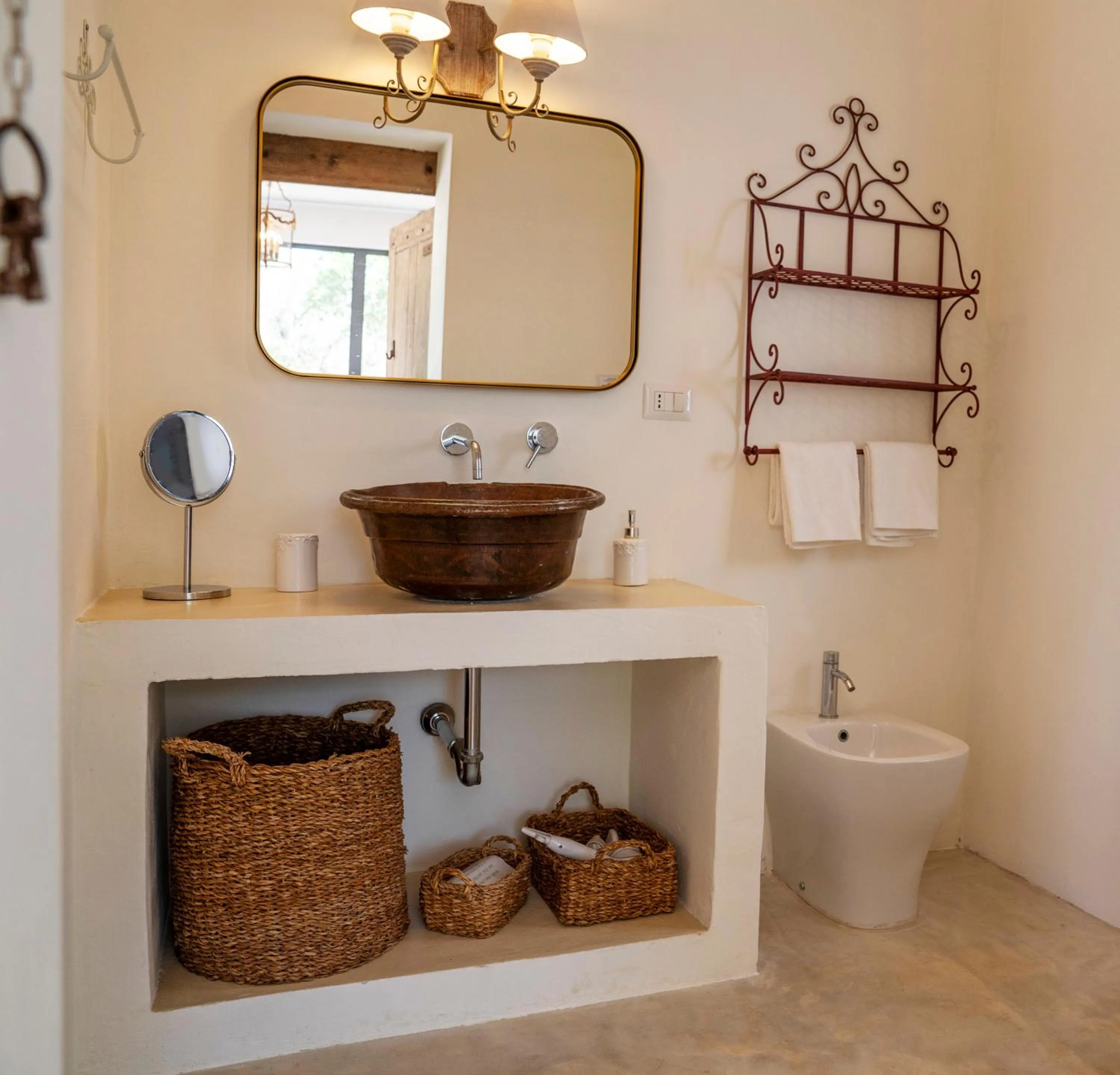 Bathroom in TRULLO MATTEO VILLA DE LUXE avec PISCINE