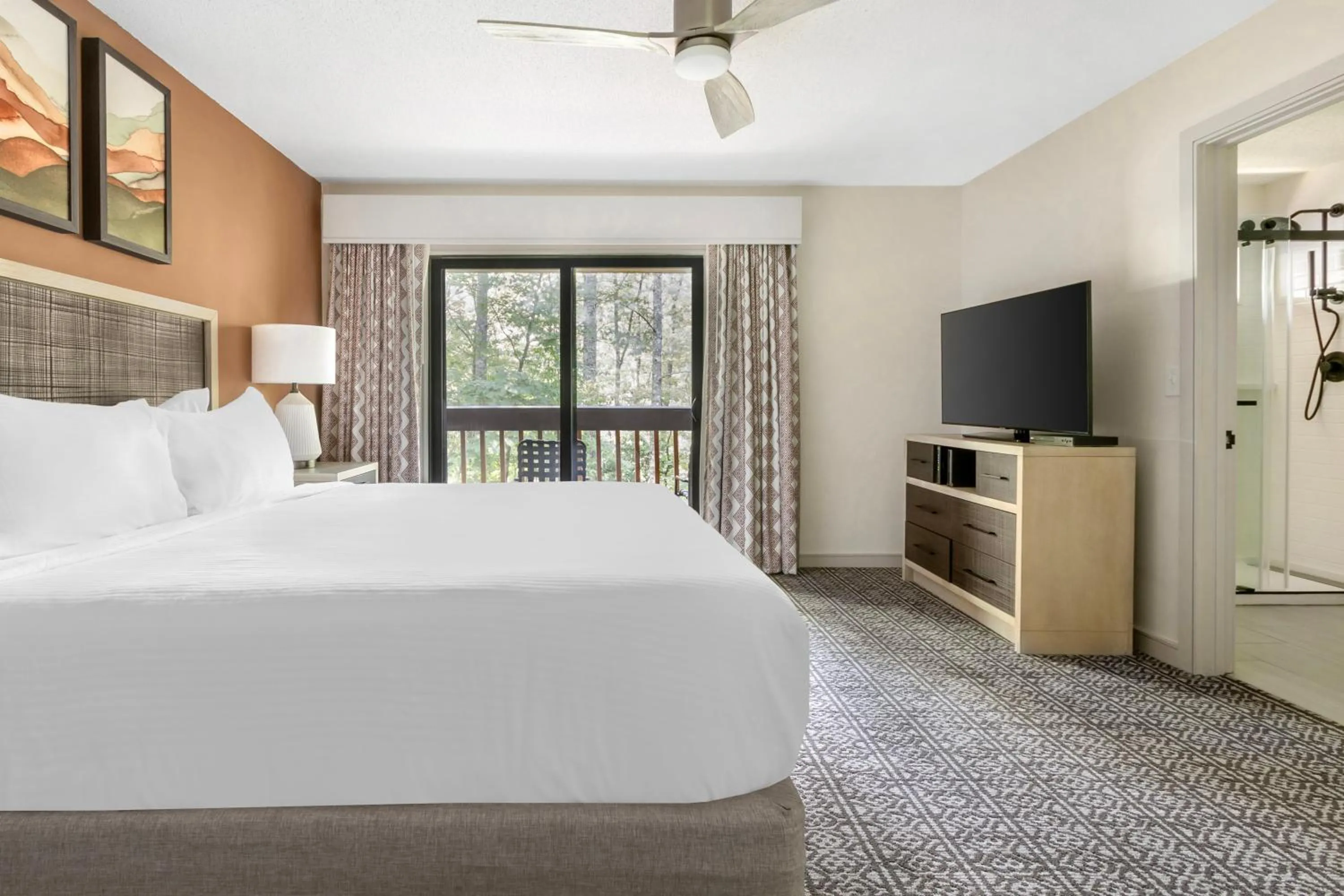 View (from property/room), Bed in Fairway Forest