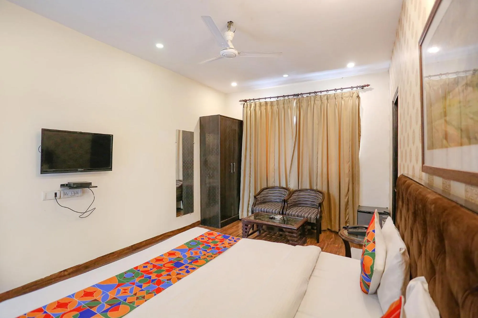 Bed in FabHotel Pulse Impulse