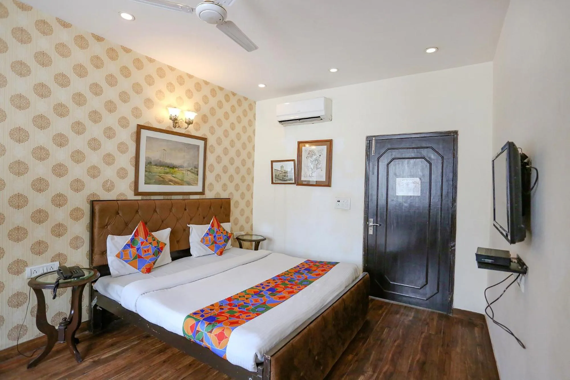 Bed in FabHotel Pulse Impulse