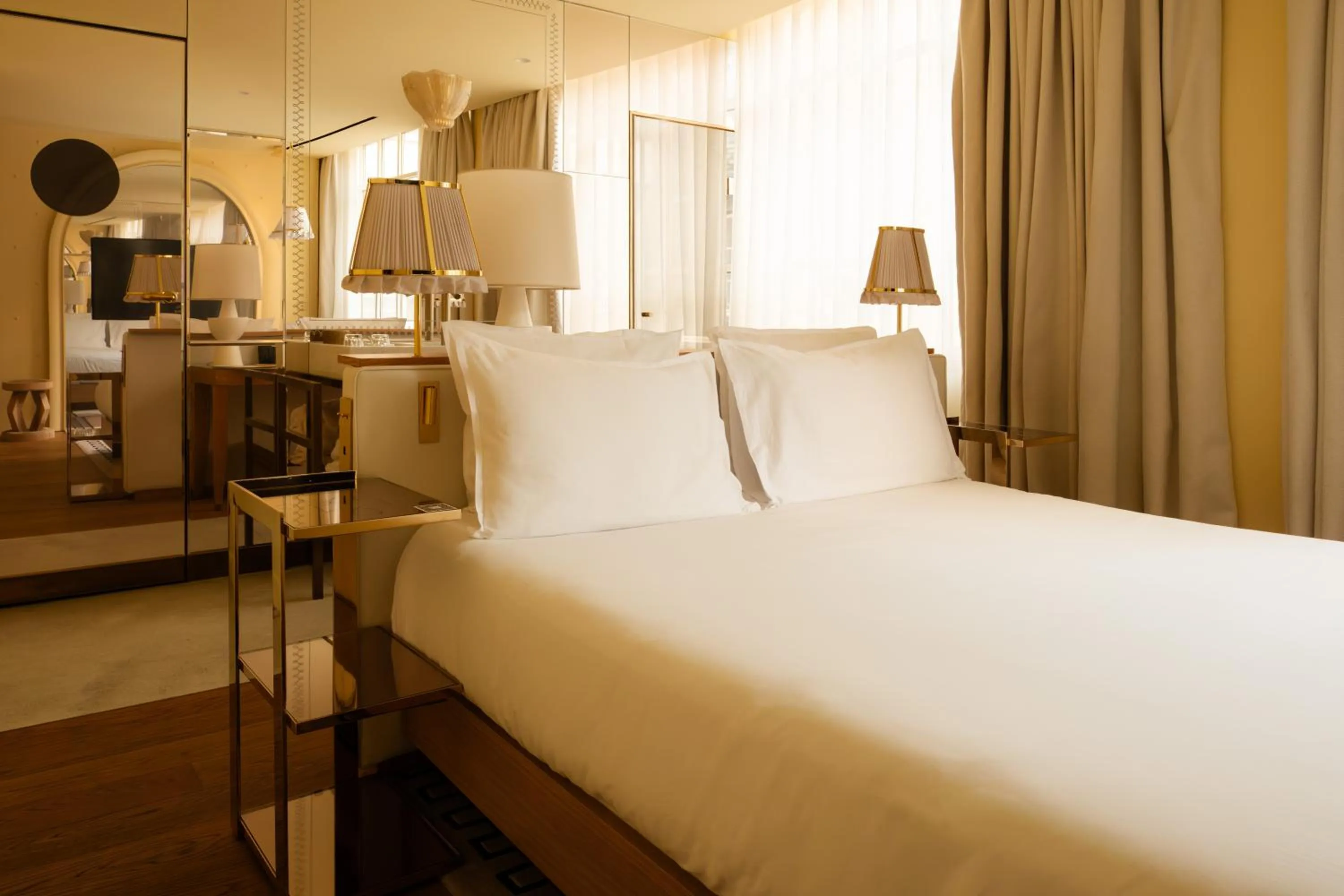 Bed in 9Confidentiel