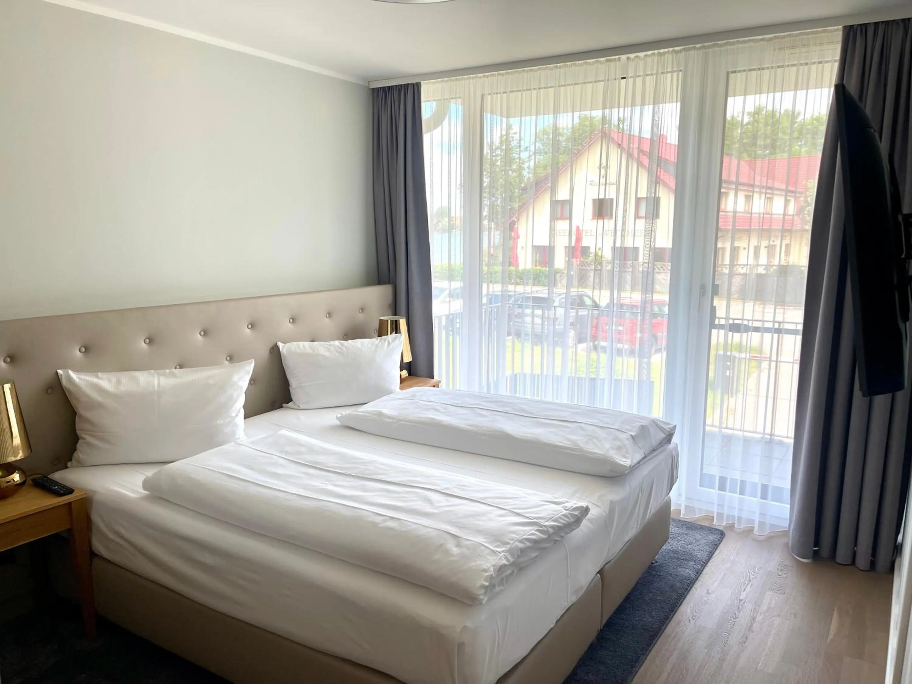 Bed in Maremüritz Yachthafen Resort