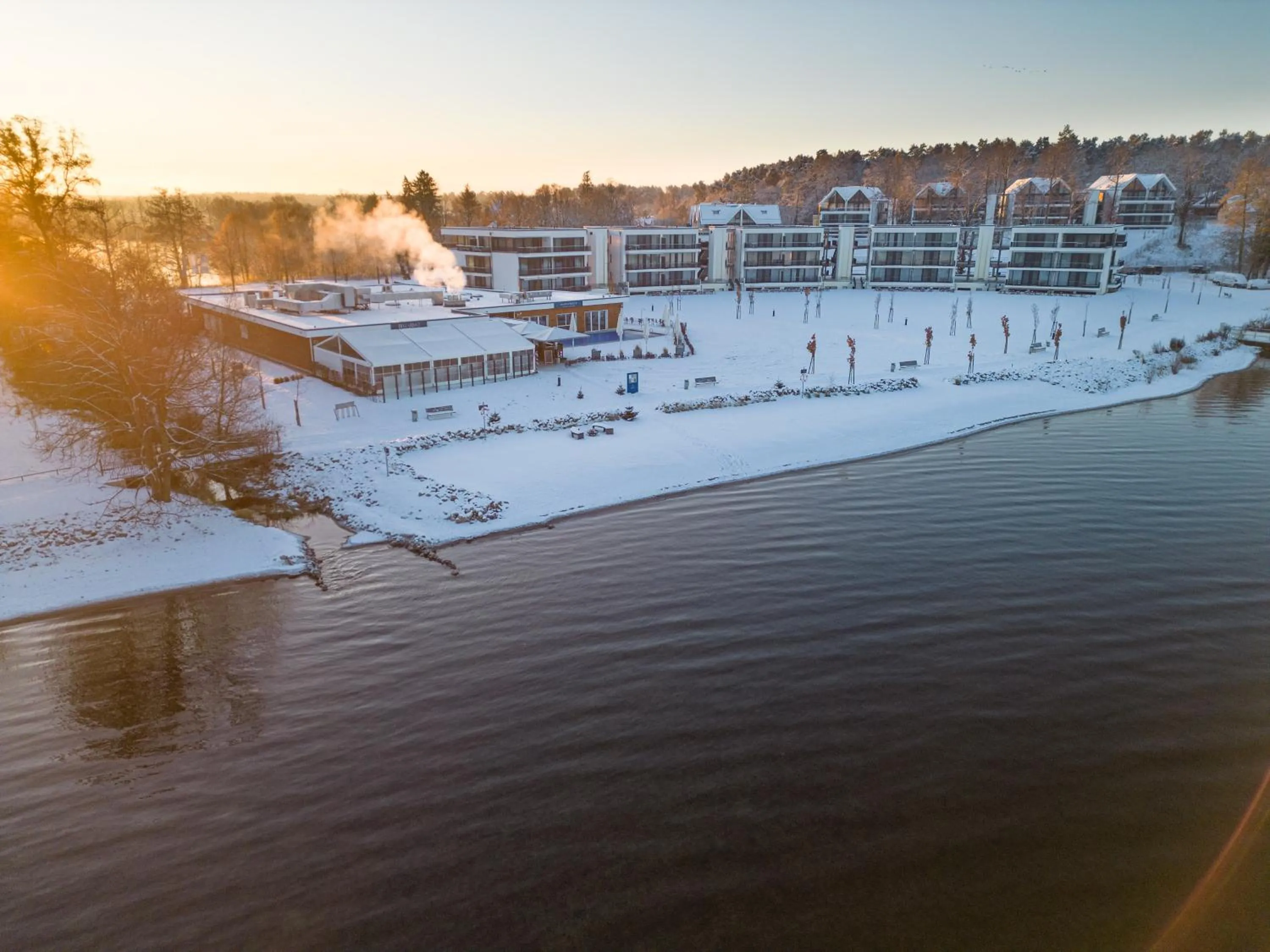 Property building in Maremüritz Yachthafen Resort