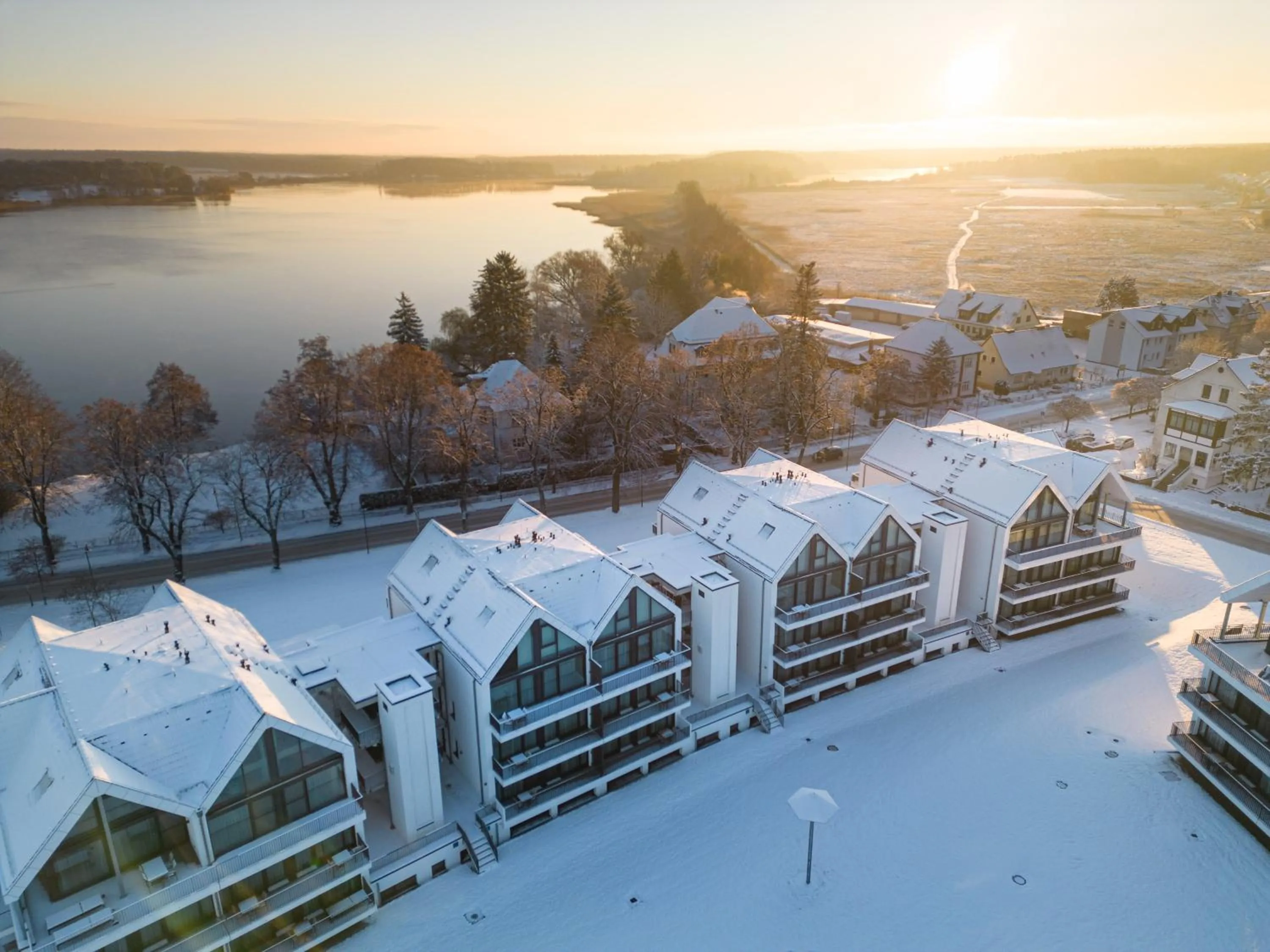 Property building in Maremüritz Yachthafen Resort