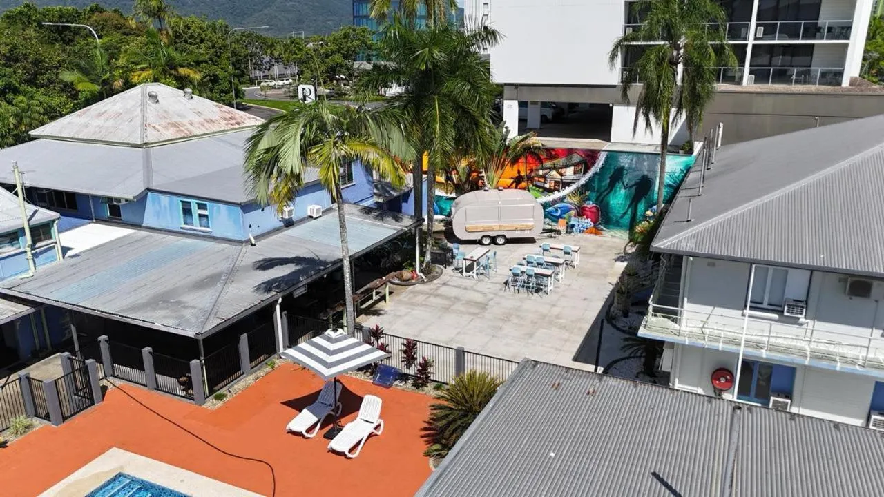 Caravella Backpackers