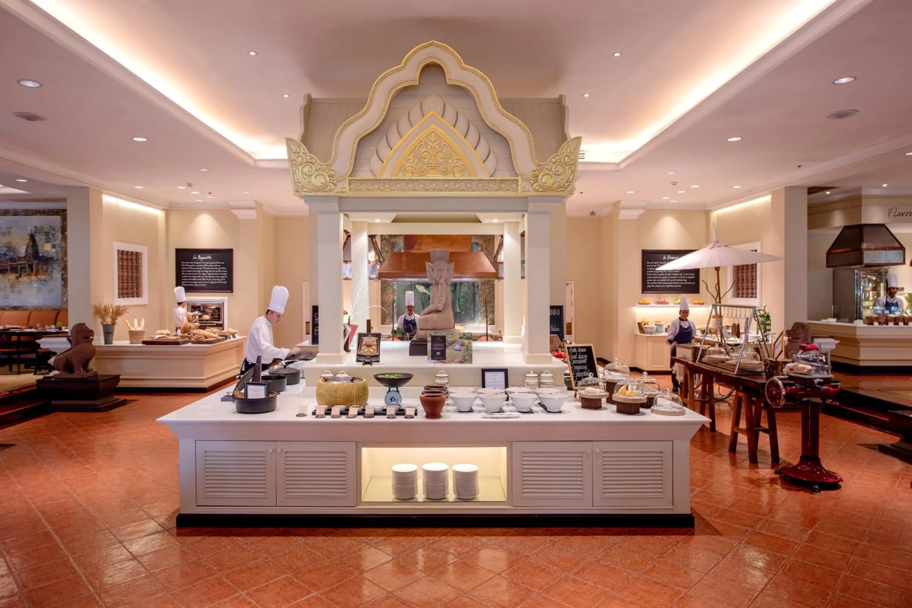 Restaurant/places to eat in Sofitel Angkor Phokeethra Golf & Spa Resort