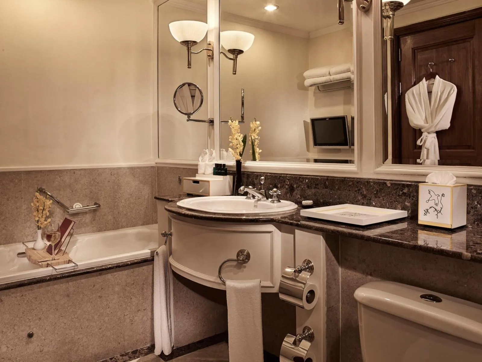 Bathroom in Sofitel Angkor Phokeethra Golf & Spa Resort