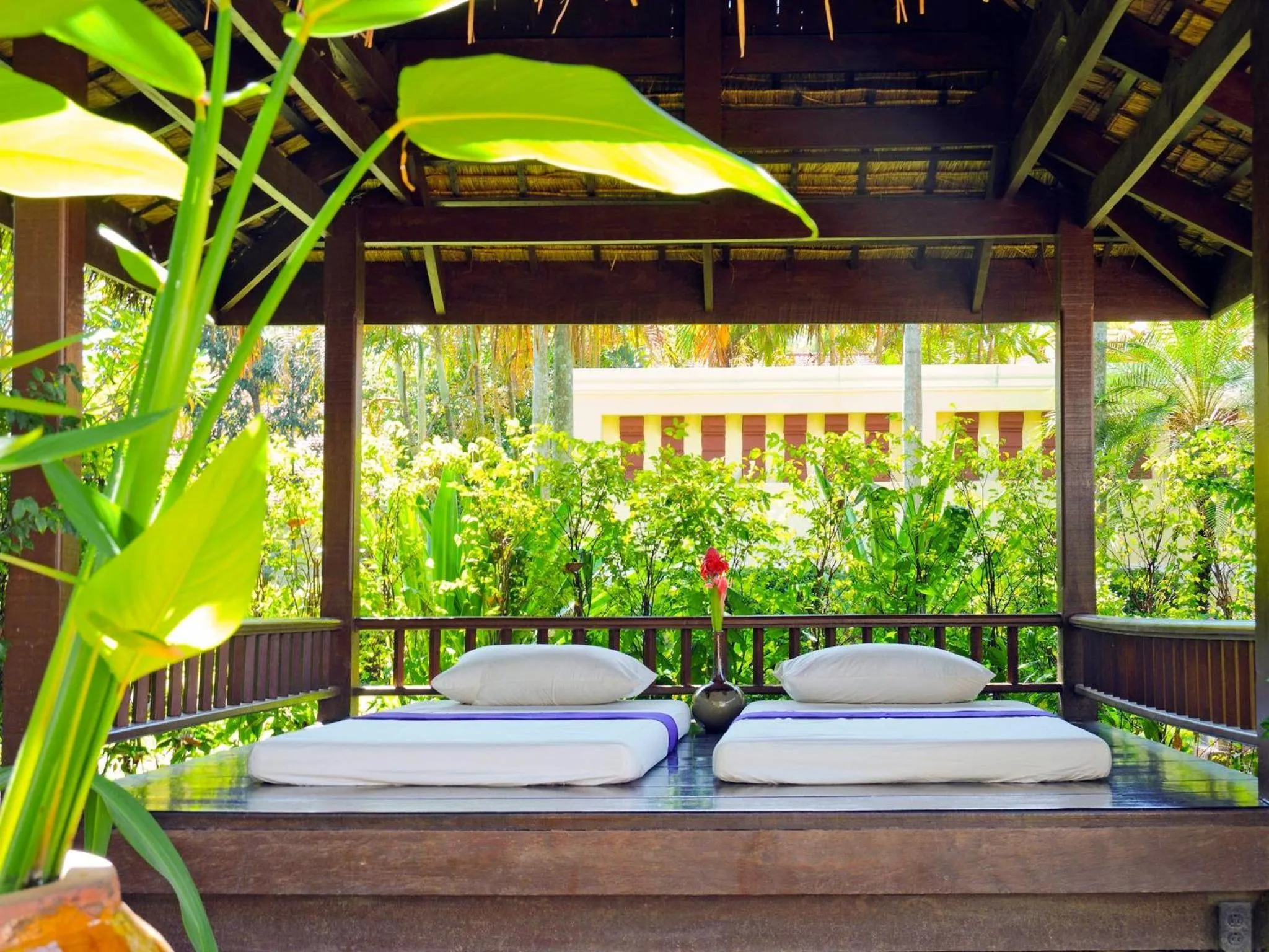 Spa and wellness centre/facilities, Bed in Sofitel Angkor Phokeethra Golf & Spa Resort