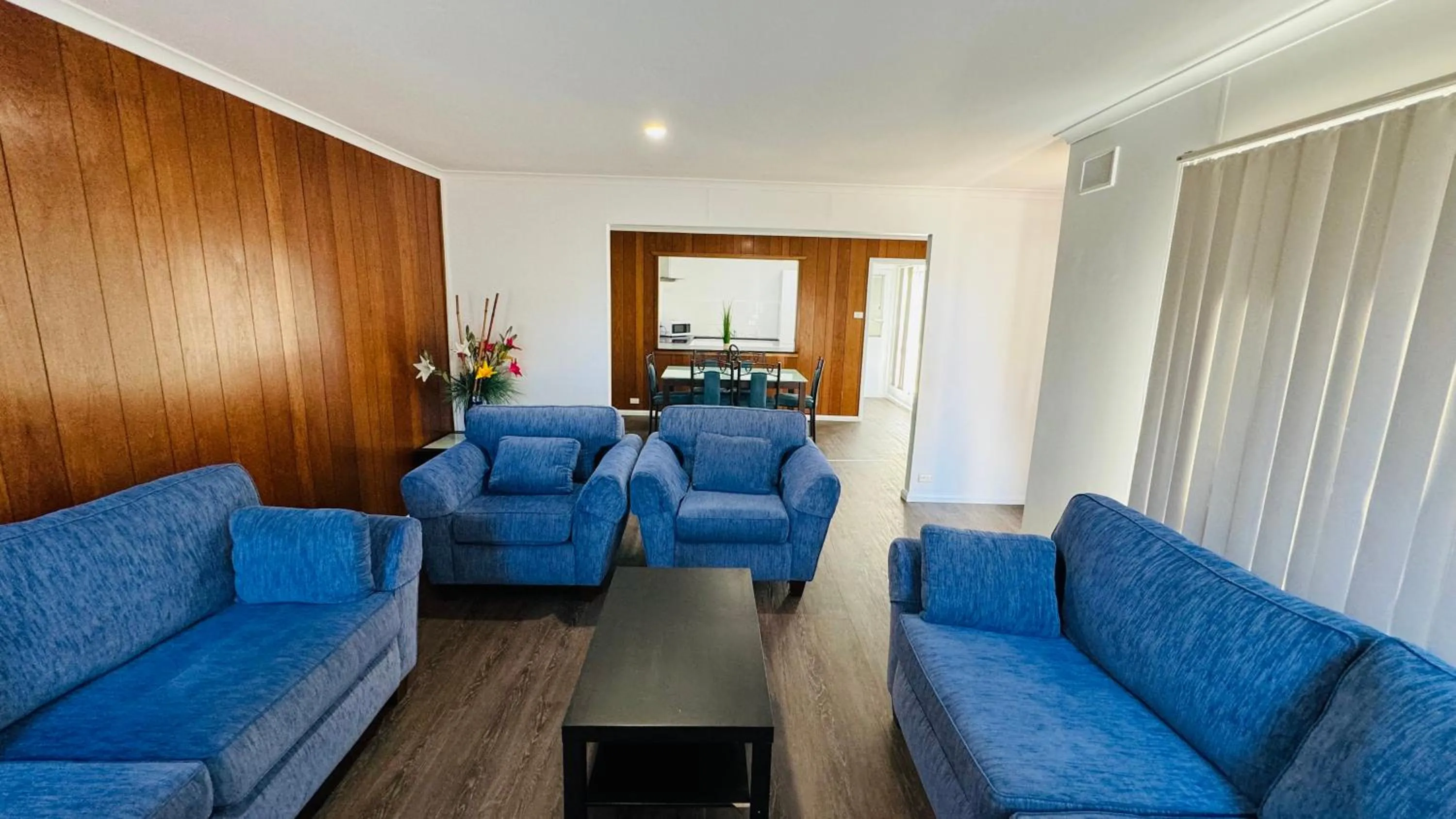 Communal lounge/ TV room in Clare Valley Motel